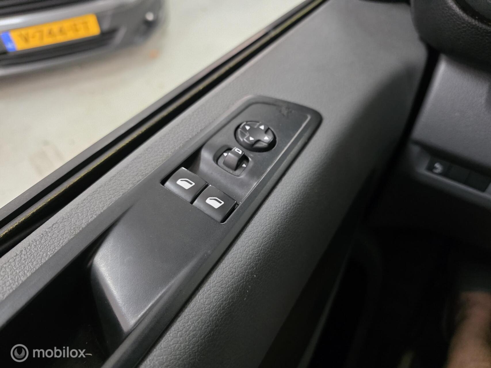 Foto van Opel Vivaro