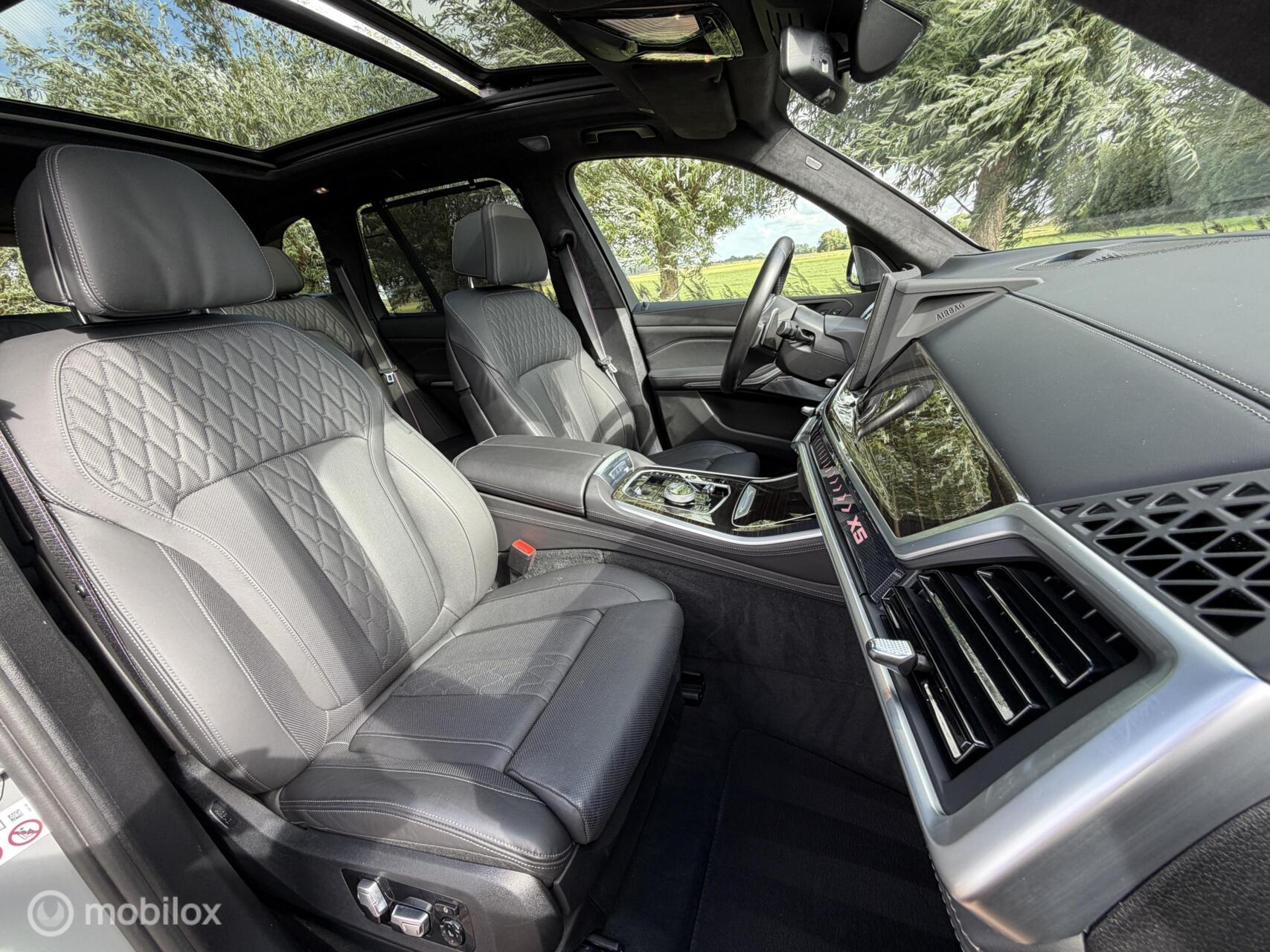 Foto van BMW X5 Xdrive50e