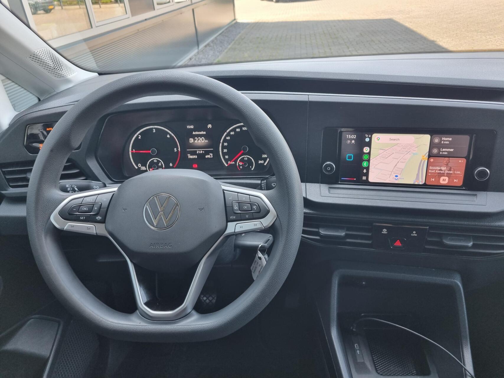 Foto van Volkswagen Caddy Modified Partition Wall