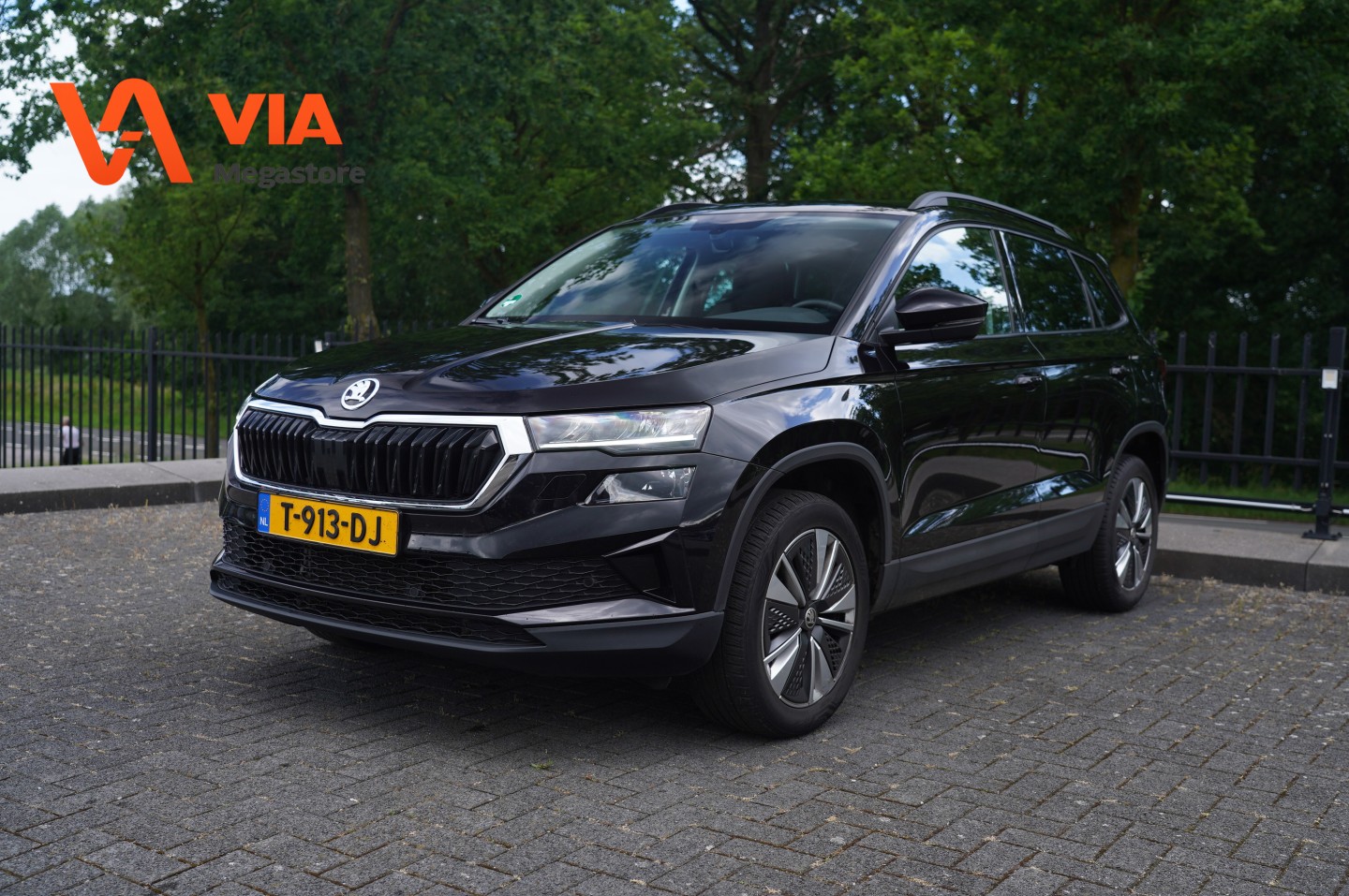 Skoda Karoq 1.5 TSI | 150PK | Trekhaak | Stoelverw. | Climate | LED | Camera | ACC | 2022 - voorkant