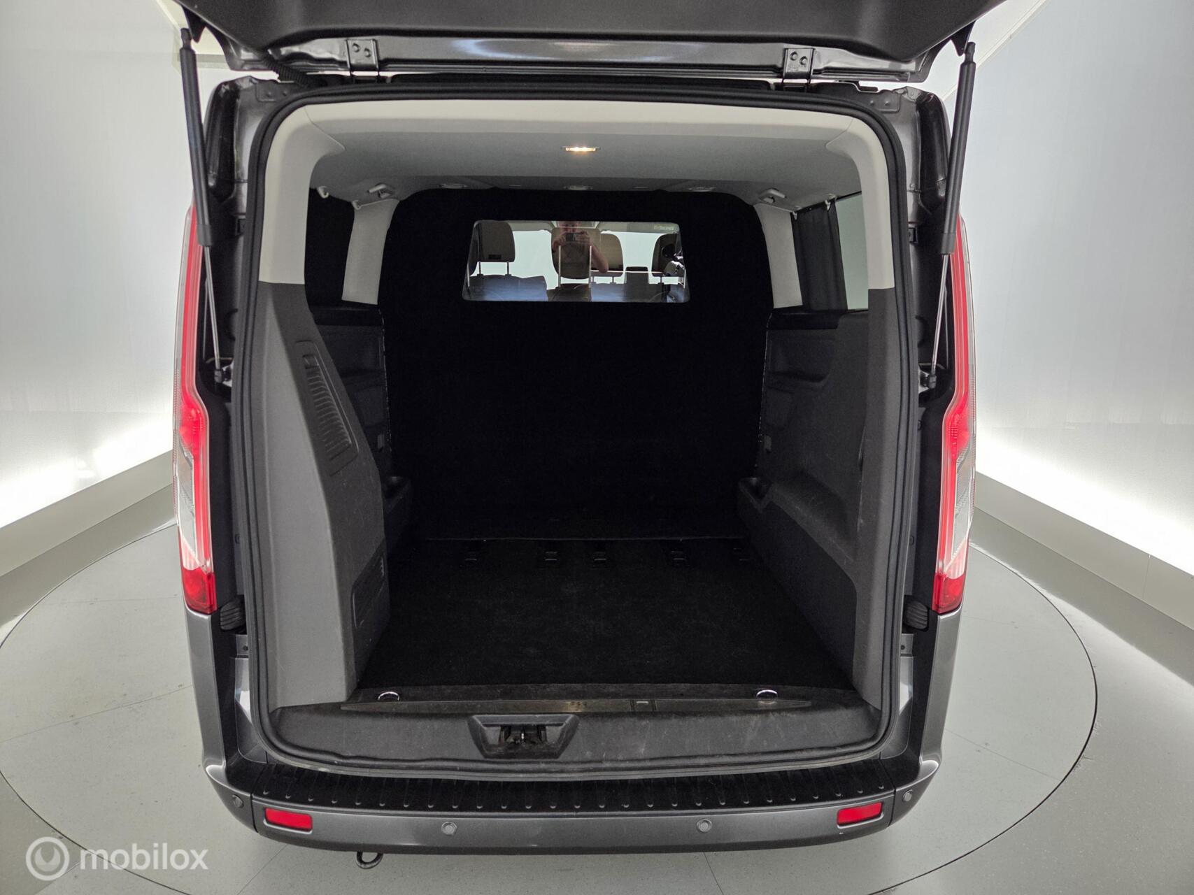 Foto van Ford Tourneo Custom
