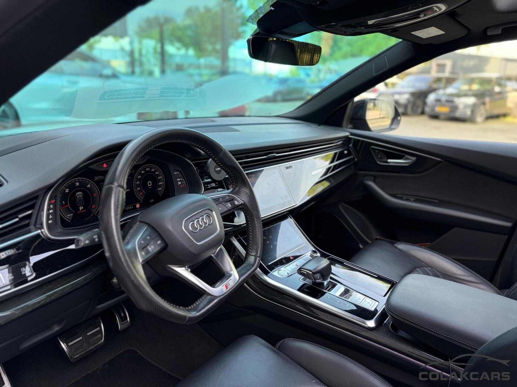Foto van Audi Q8