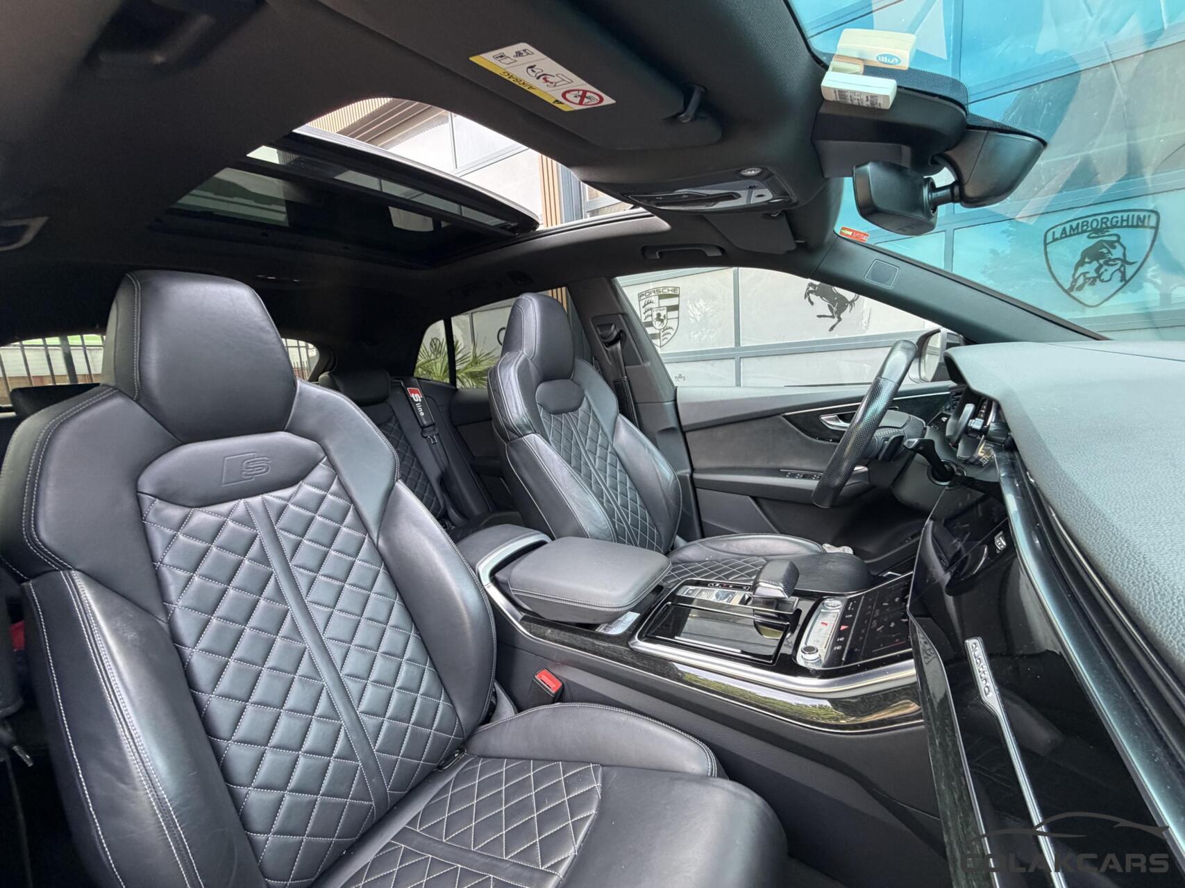Foto van Audi Q8