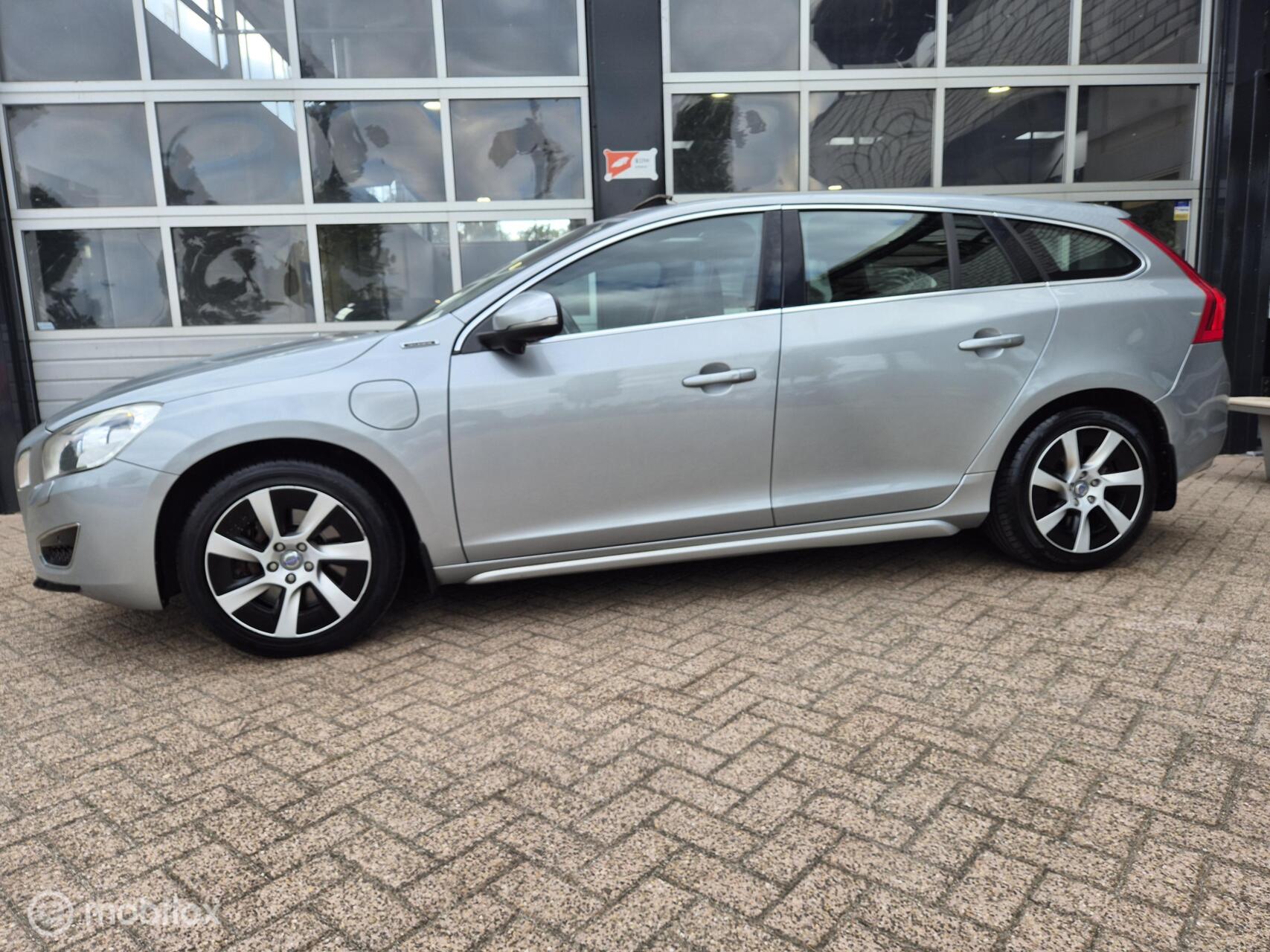 Foto van Volvo V60 Plug In Hybrid