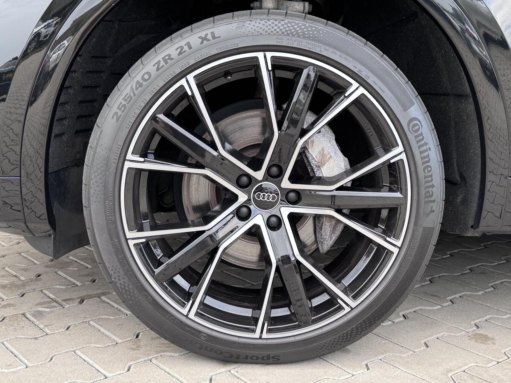 Foto van Audi Q5 55 TFSI E