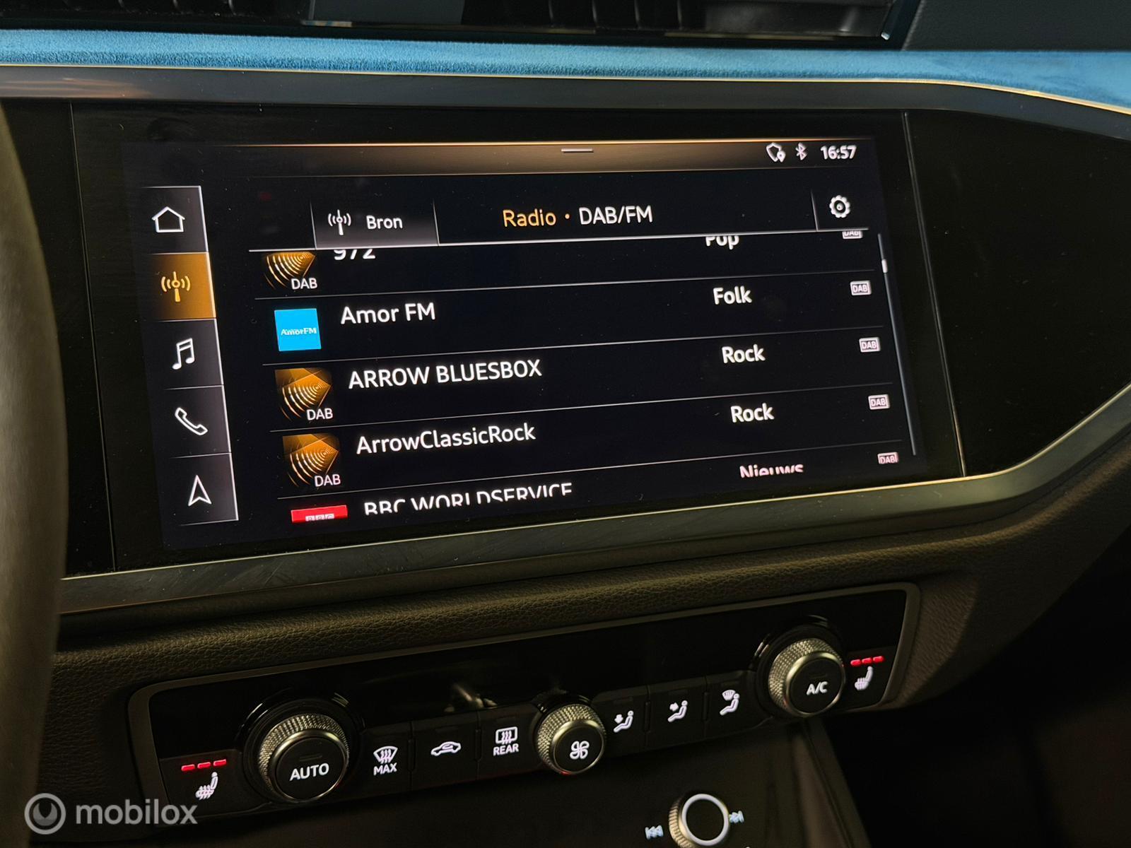 Foto van Audi RS Q3 Sportback