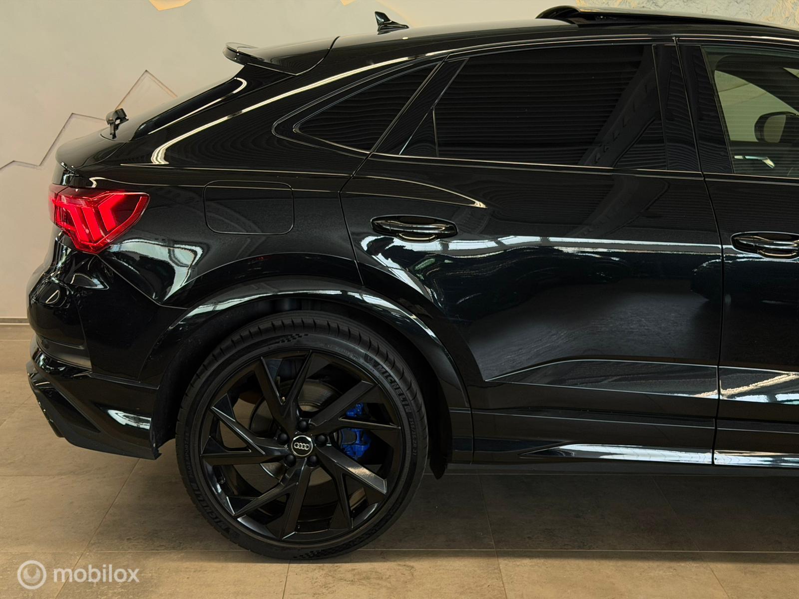Foto van Audi RS Q3 Sportback