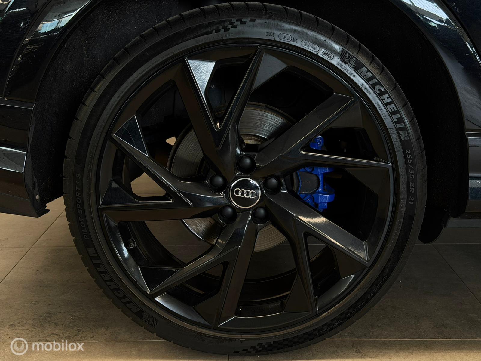 Foto van Audi RS Q3 Sportback