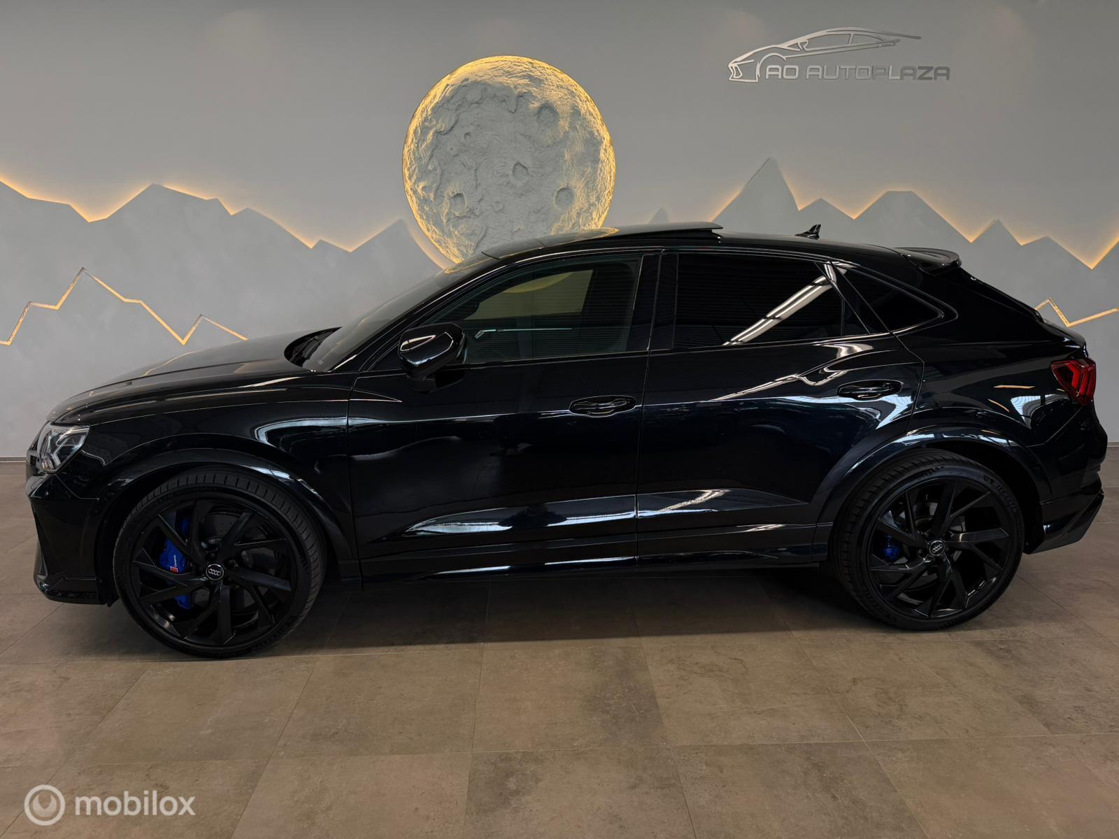 Foto van Audi RS Q3 Sportback