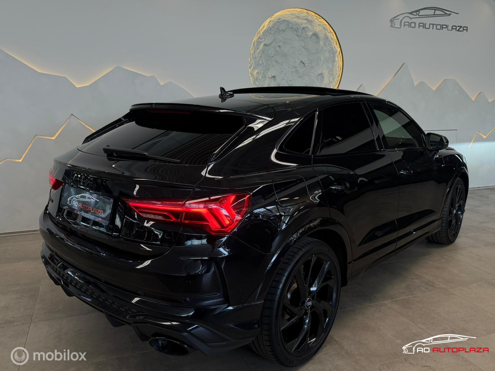 Foto van Audi RS Q3 Sportback