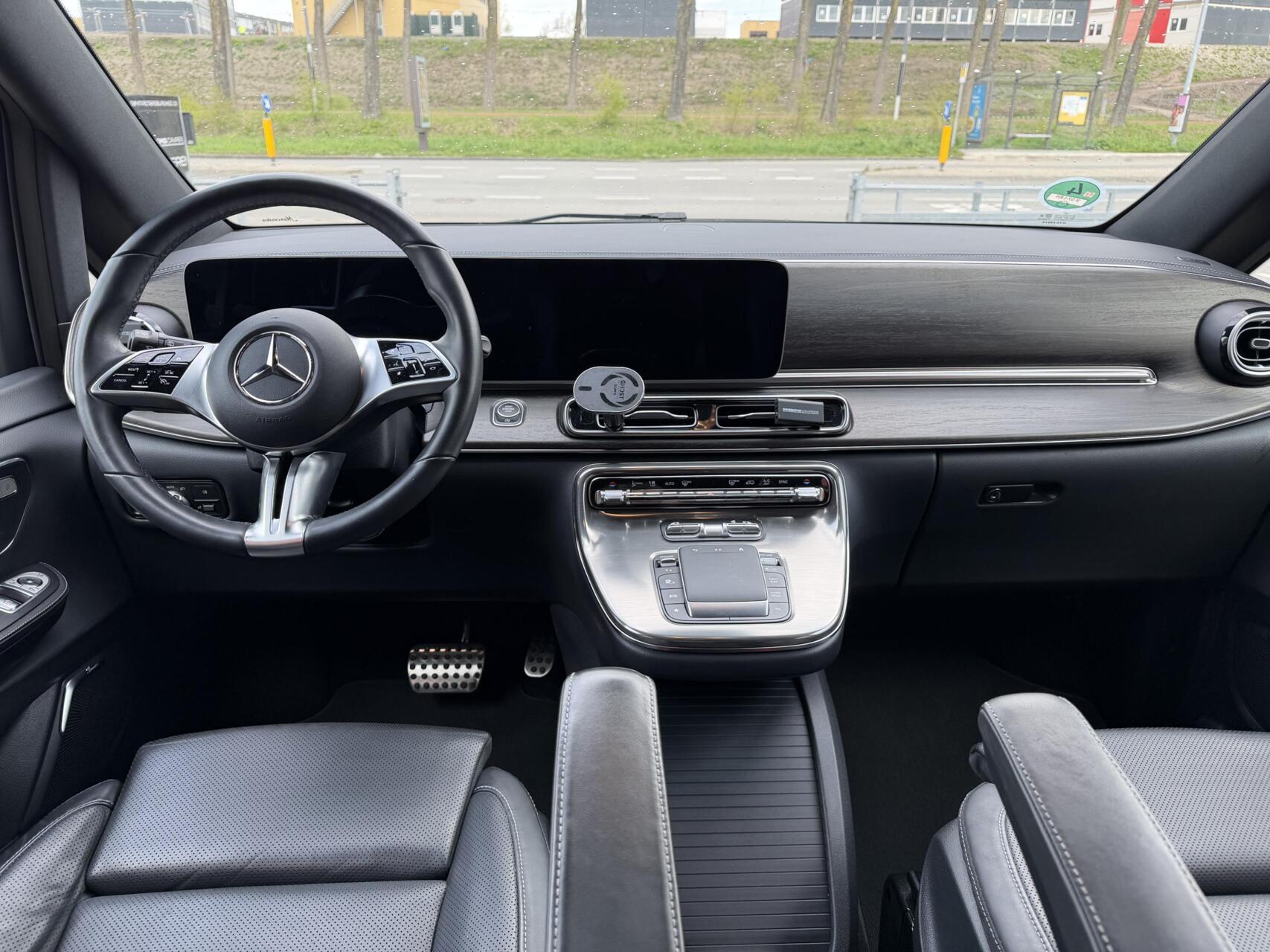 Foto van Mercedes-Benz V-klasse