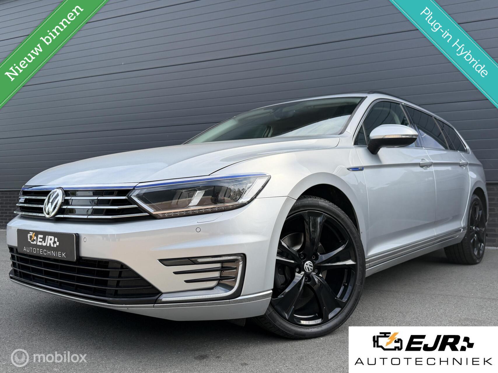 Volkswagen Passat 1.4 TSI GTE VOLLEER*MASSAGE*PDC*19INCH 2018 - voorkant
