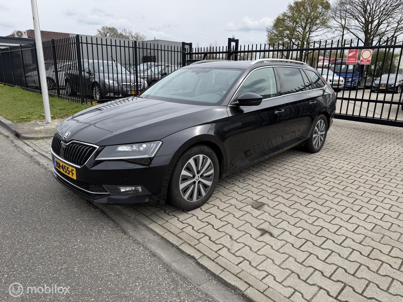 Skoda Superb 1.6 TDI Greenline Business ex prijs 2018 - voorkant