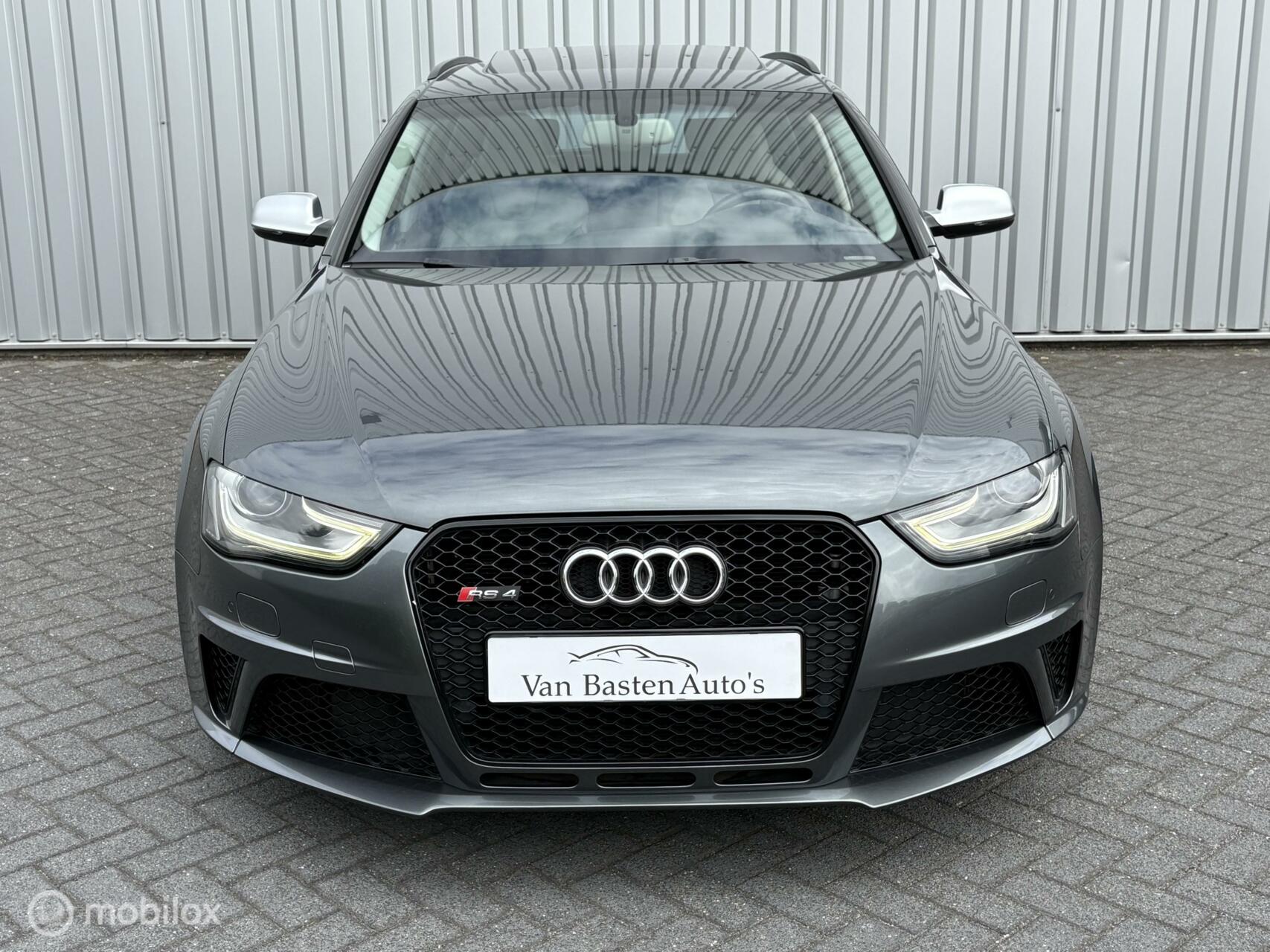 Foto van Audi RS 4 Avant