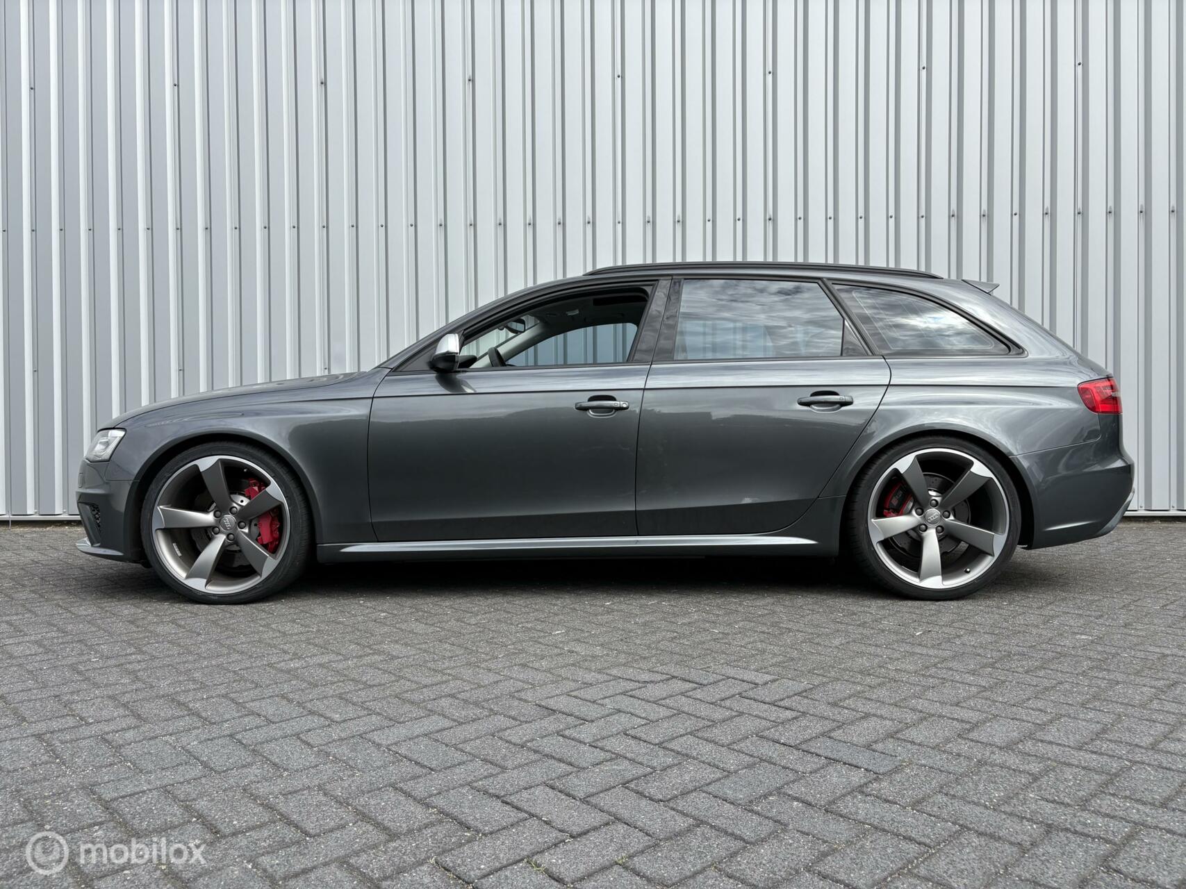 Foto van Audi RS 4 Avant
