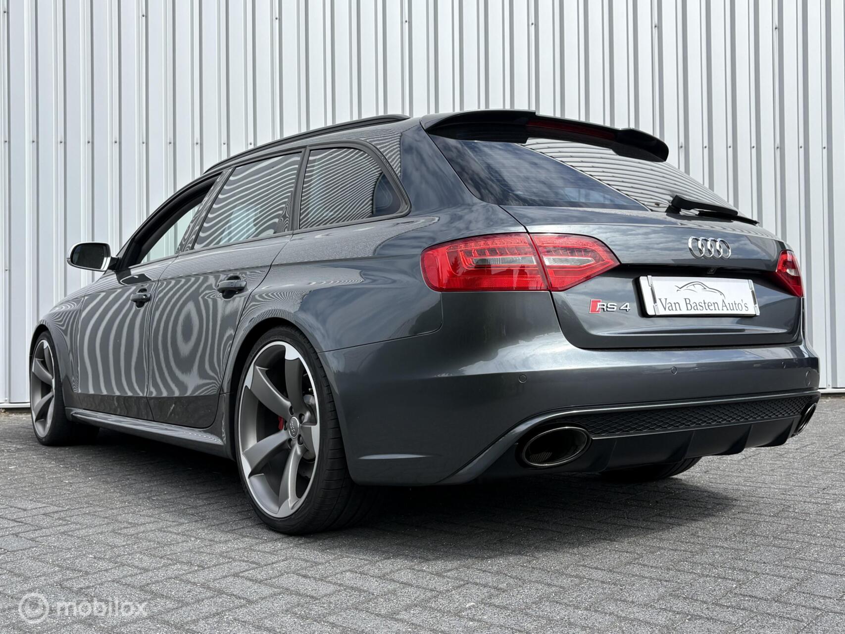 Foto van Audi RS 4 Avant
