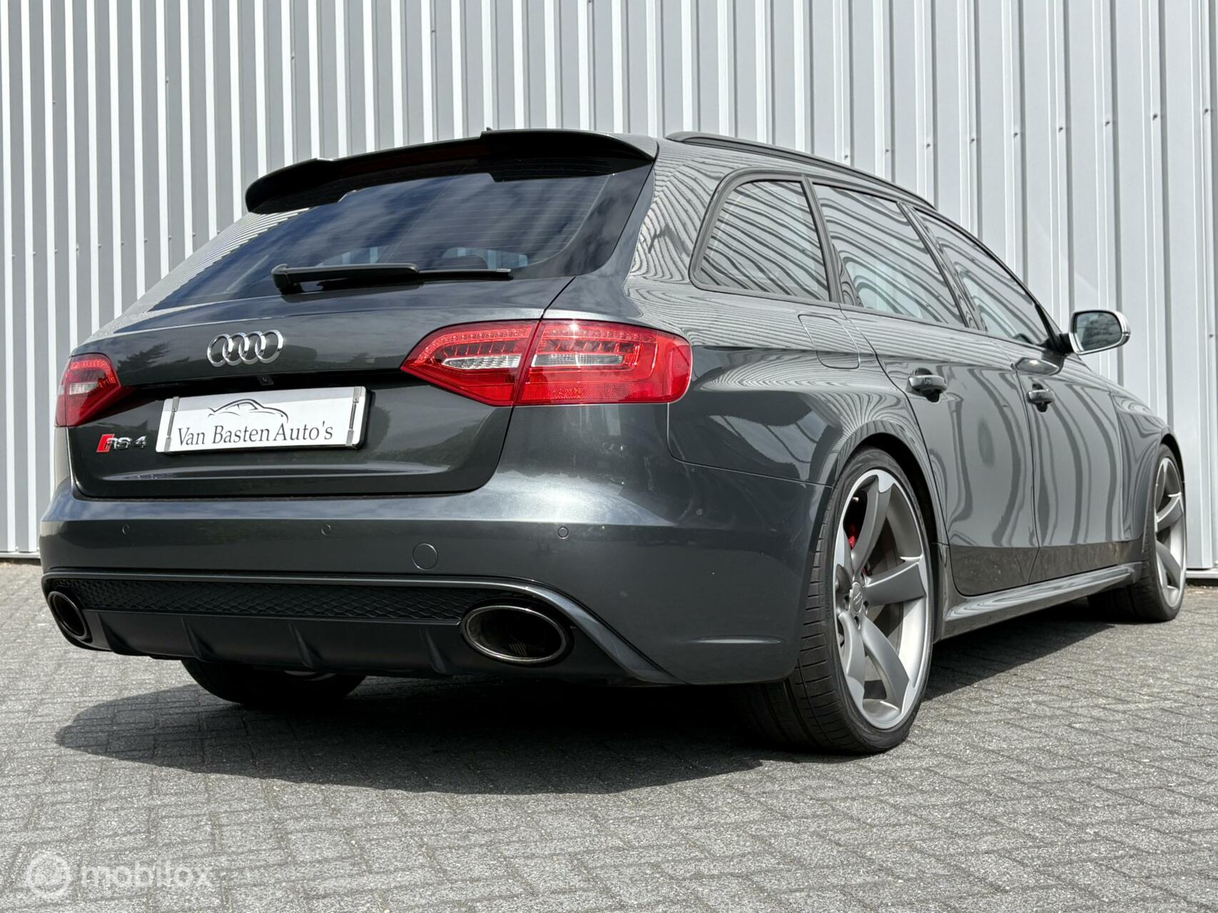 Foto van Audi RS 4 Avant