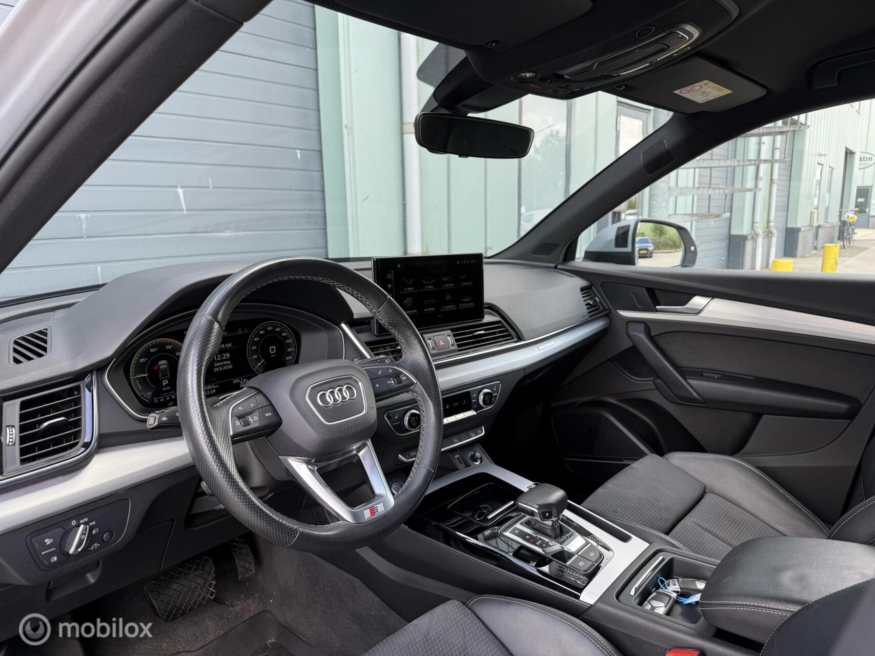 Foto van Audi Q5 55 TFSI E