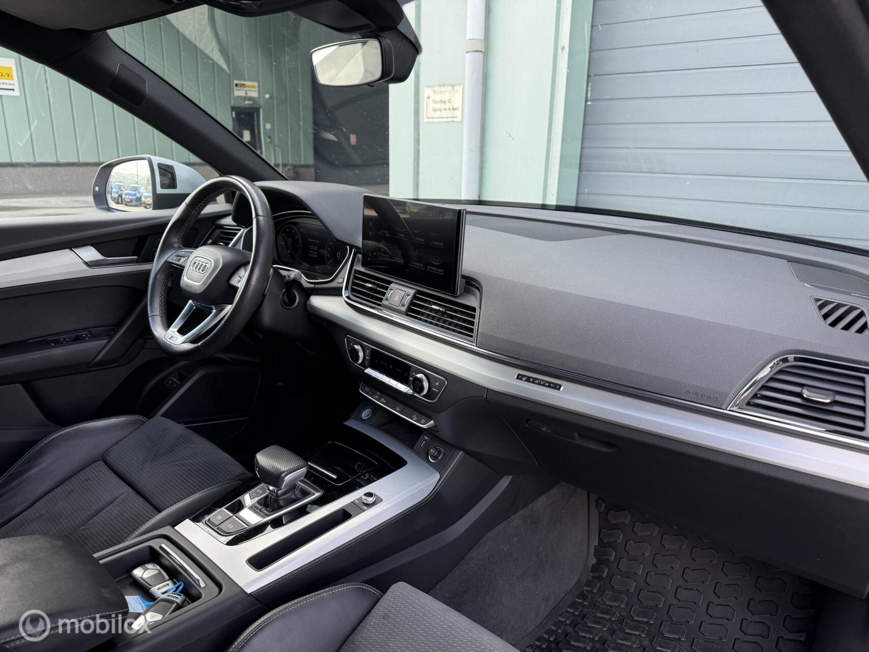 Foto van Audi Q5 55 TFSI E