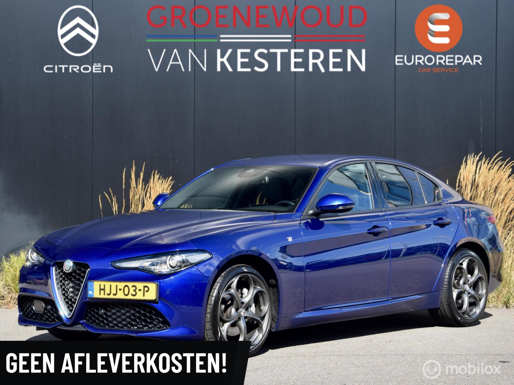 Alfa Romeo Giulia 280pk Ti AWD  I Leder I Navi I Camera I 2023 - voorkant