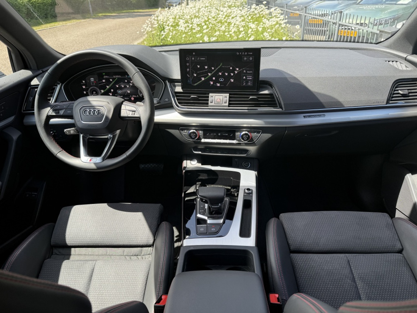 Foto van Audi Q5 55 TFSI E