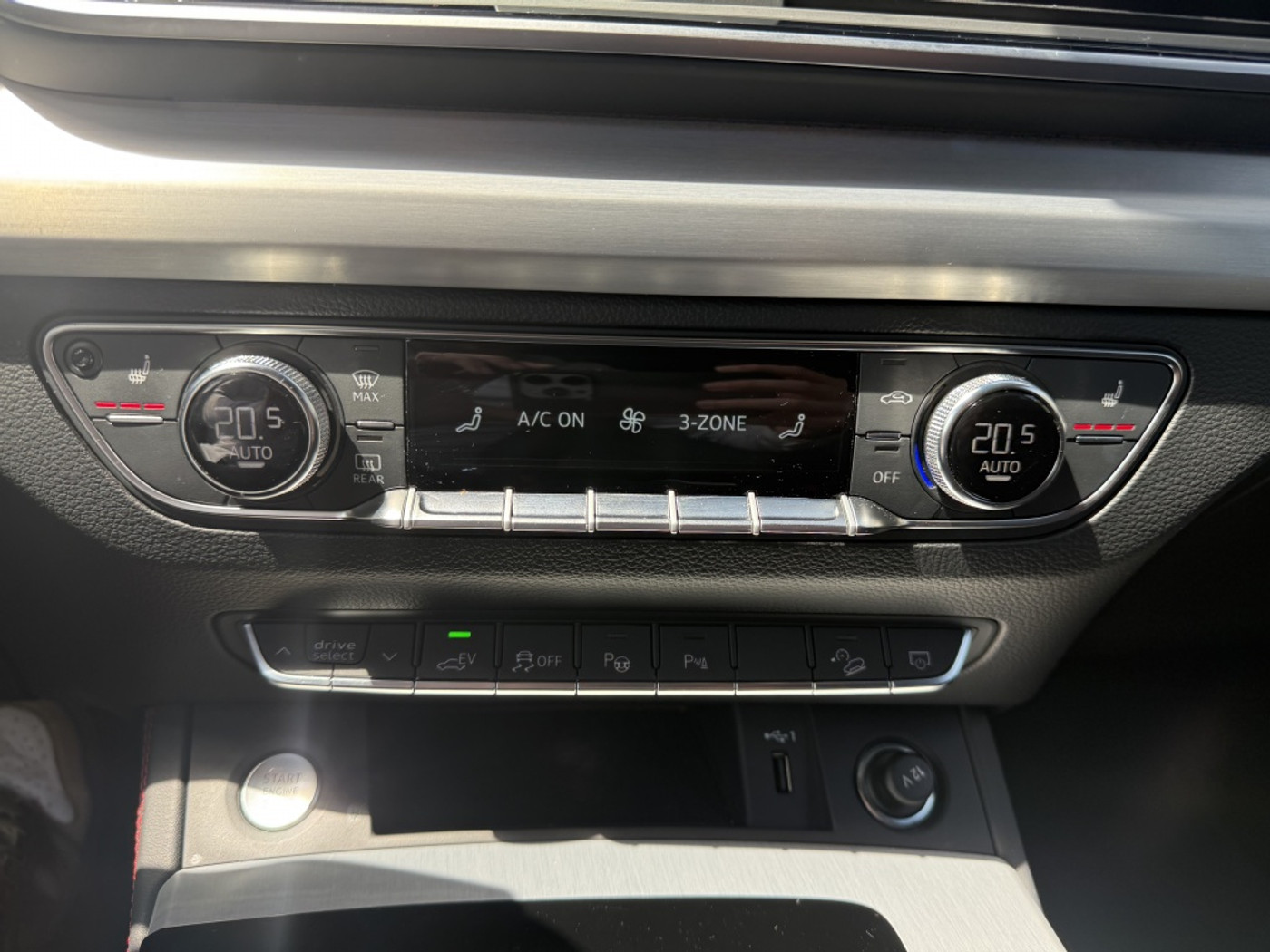 Foto van Audi Q5 55 TFSI E