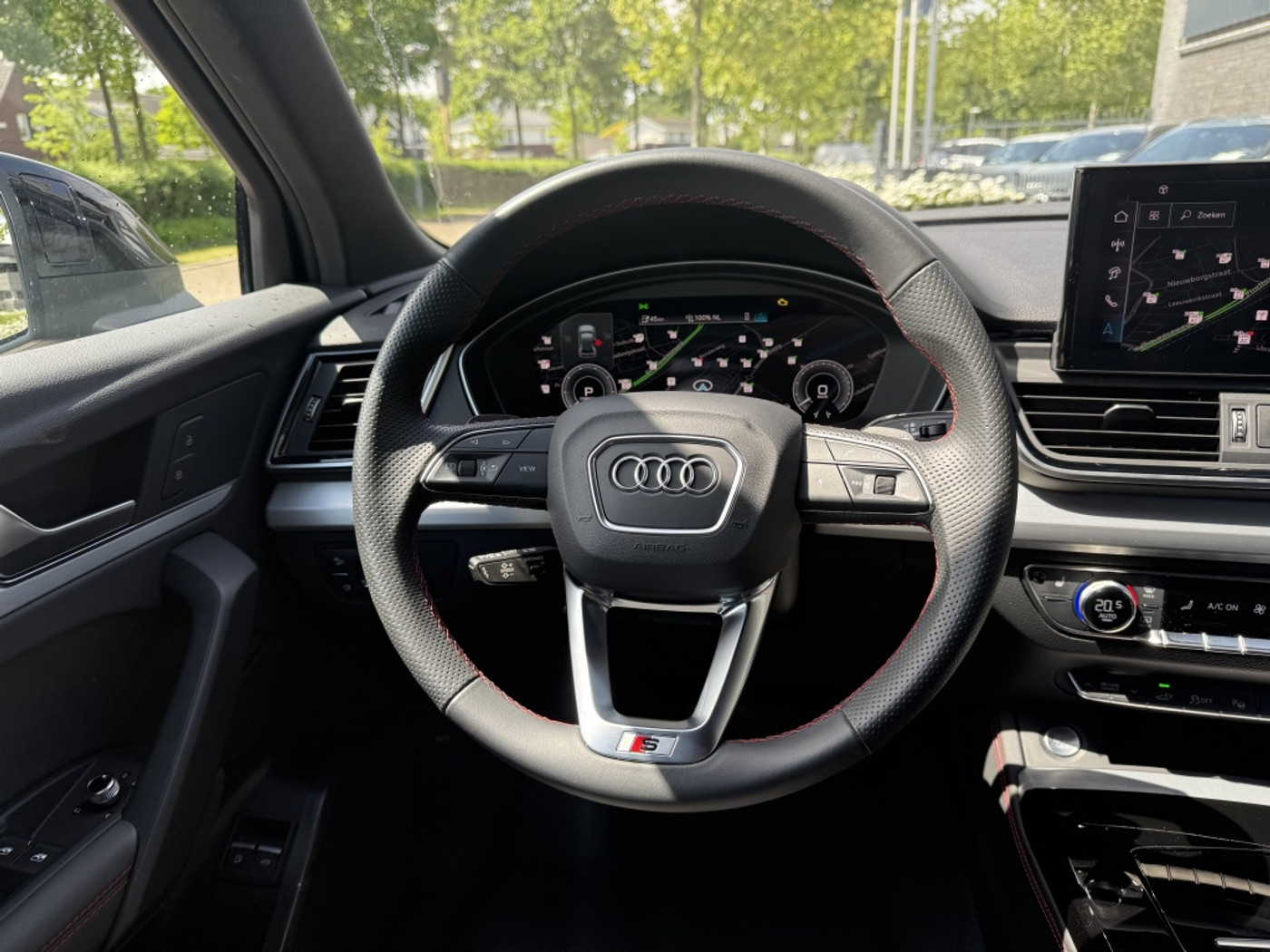 Foto van Audi Q5 55 TFSI E