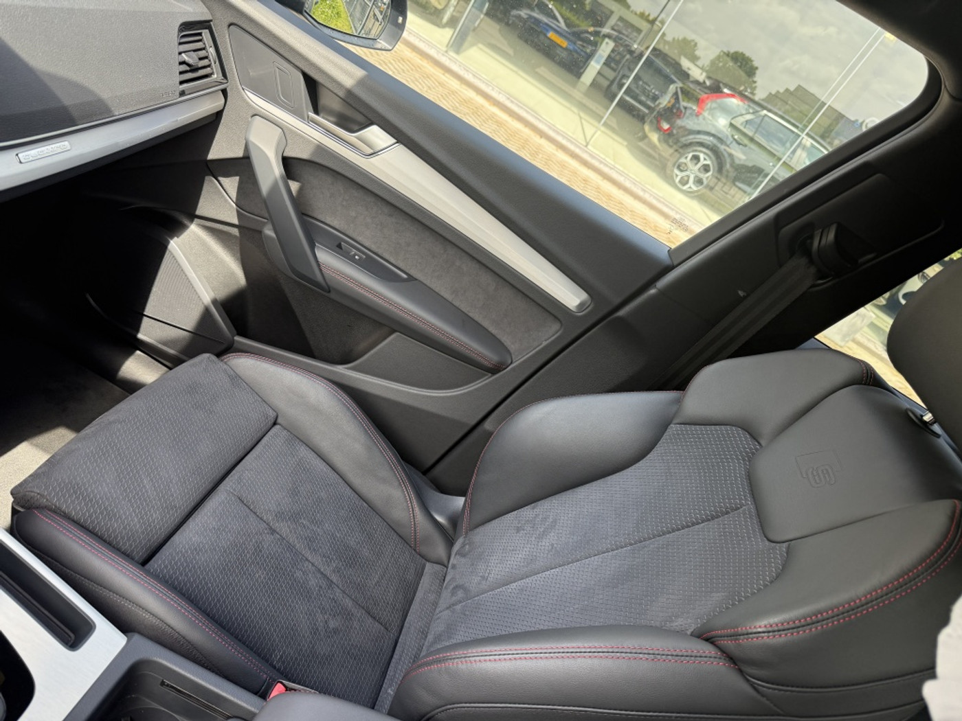 Foto van Audi Q5 55 TFSI E