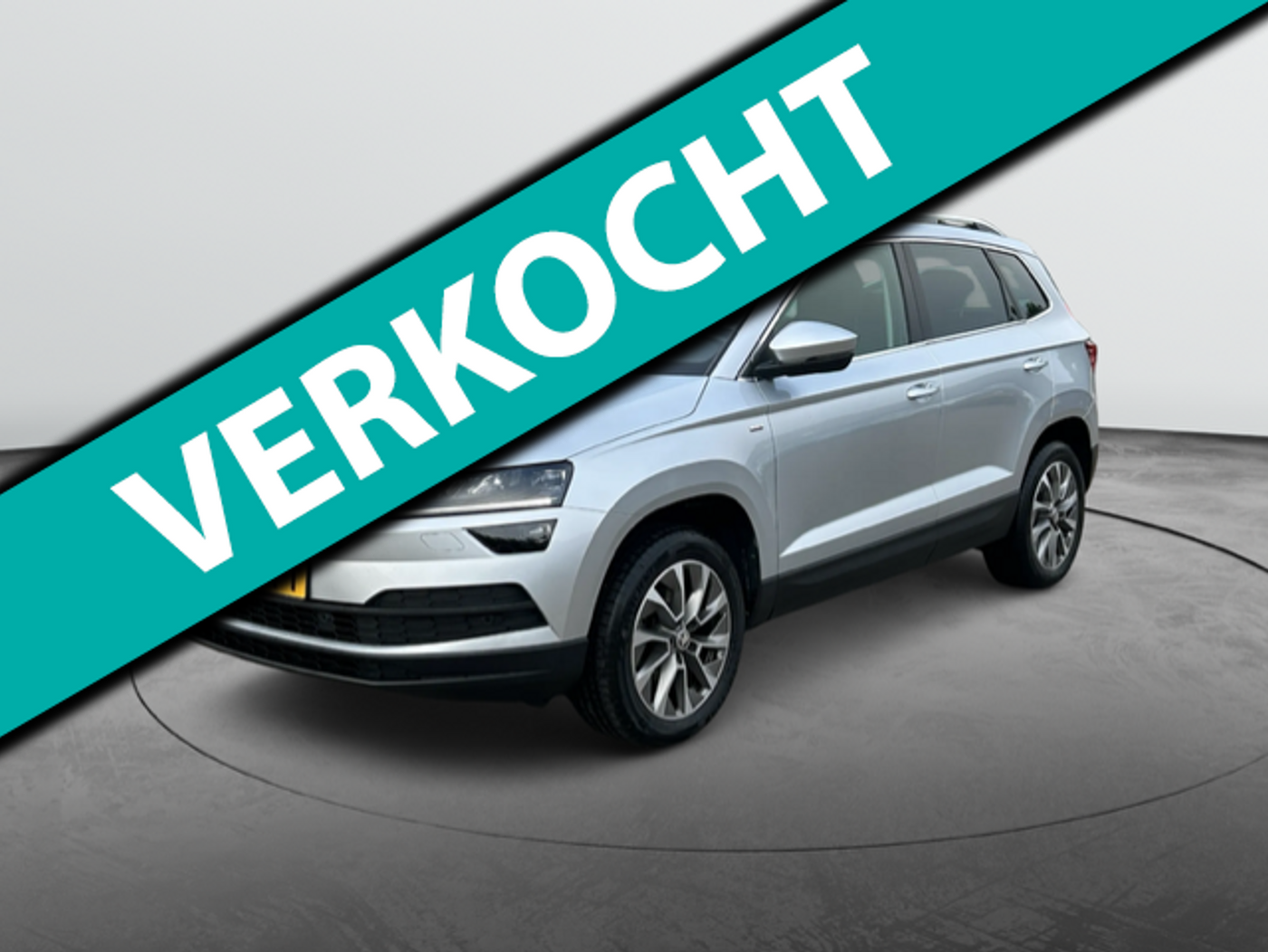 Skoda Karoq 1.0 TSI Business Edition Plus I 1 Jaar garantie 2022 - voorkant