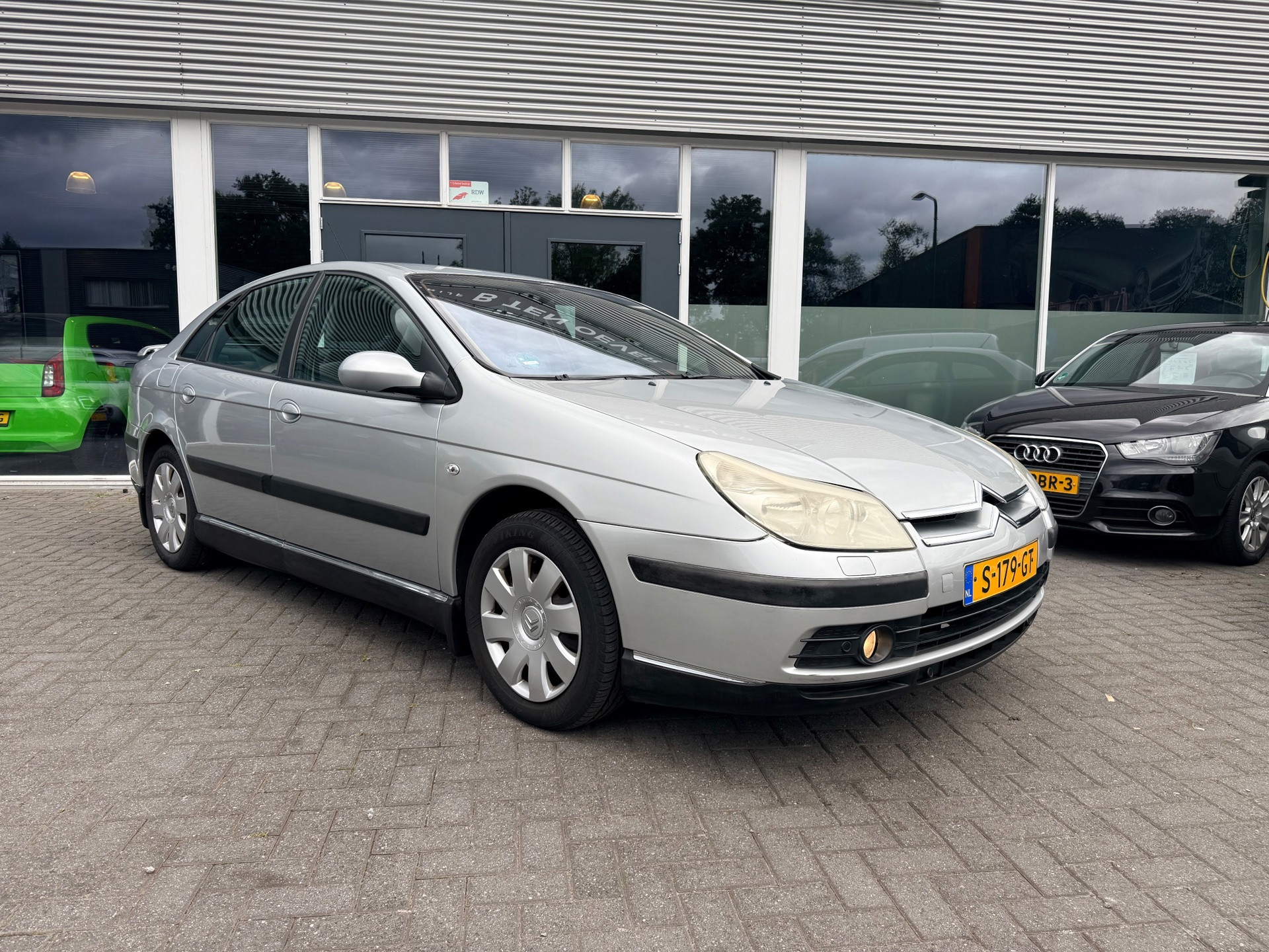 Citroen C5 1.8-16V Ligne Séduction/Goed Onderhouden/Airco. 2005 - voorkant