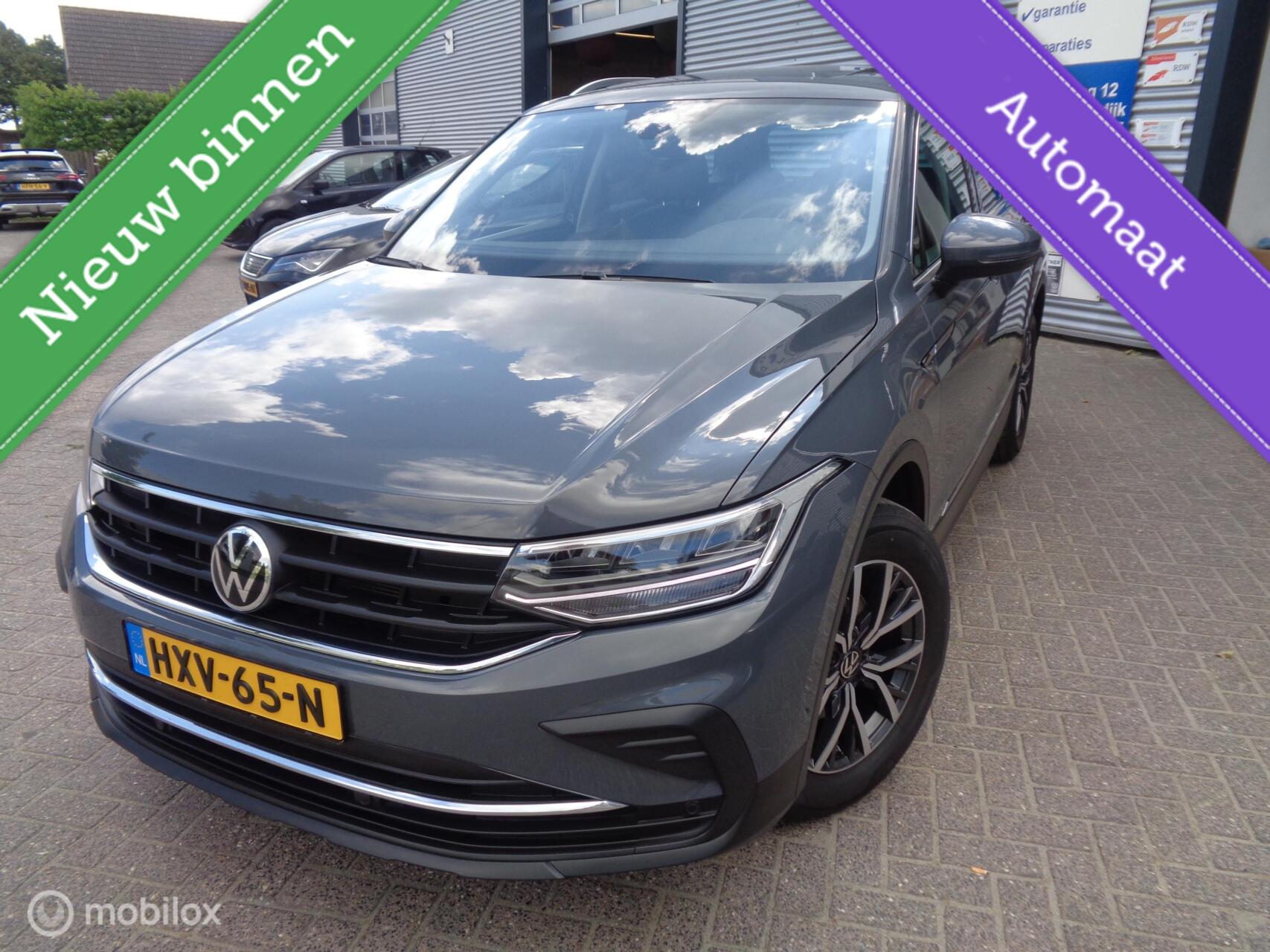 Volkswagen Tiguan 1.5 TSI Elegance/Airco/Navi/Pano/Virtual/Leer/Memory/Stoel stuur verw/Trekhaak/Lm velgen/1st eig/Slechts 36000km/Nieuwstaat 2021 - voorkant