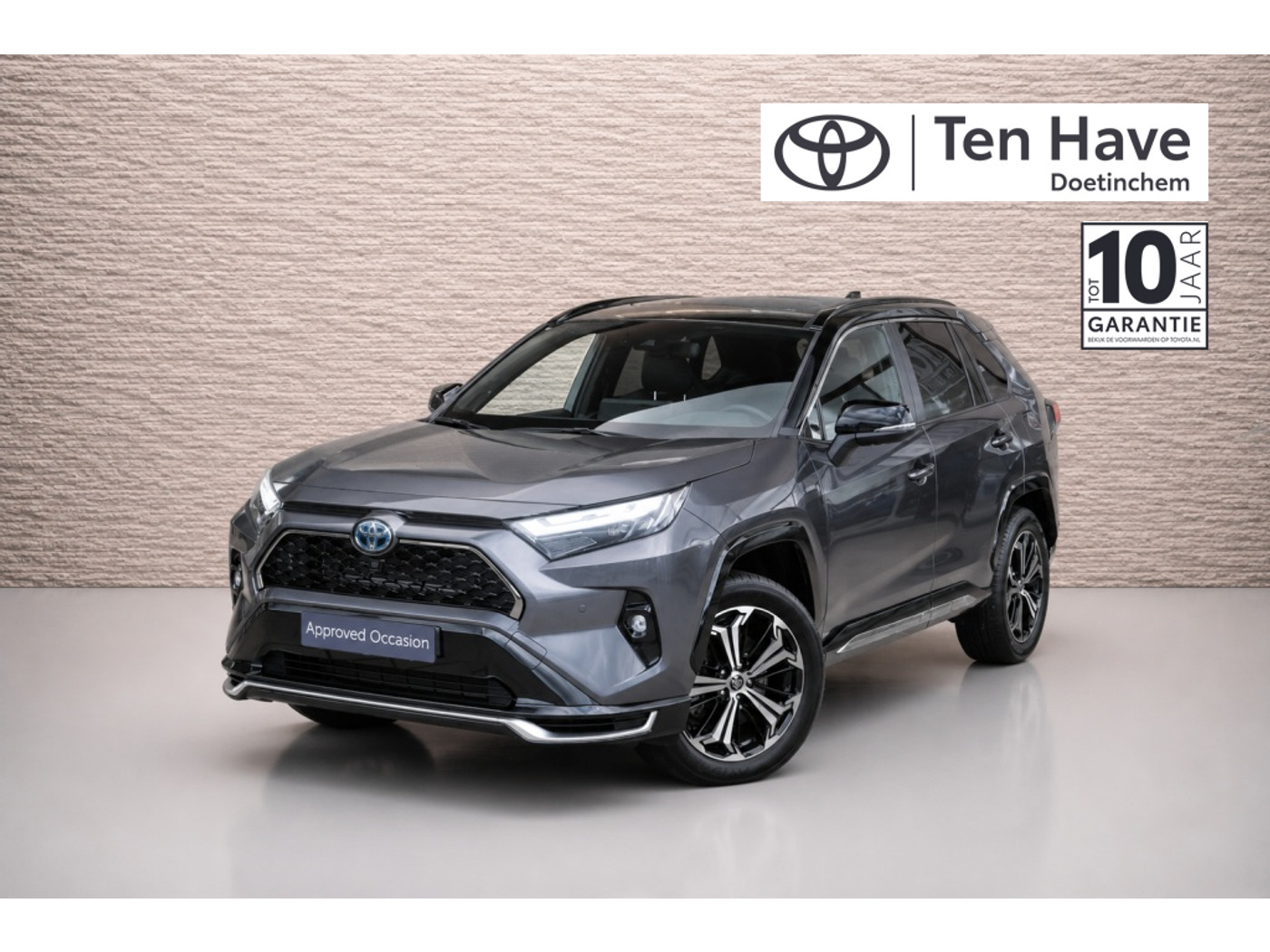 Toyota Toyota Rav4 Plug-in Hybrid 300 Bi-Tone Plus Automaat | Full option | JBL Premium Audio | Geïntegreerd navigatiesysteem | Head up display (HUD); projectie van informatie op de voorruit | JBL Premium Audio met 9 JB 2025 - voorkant