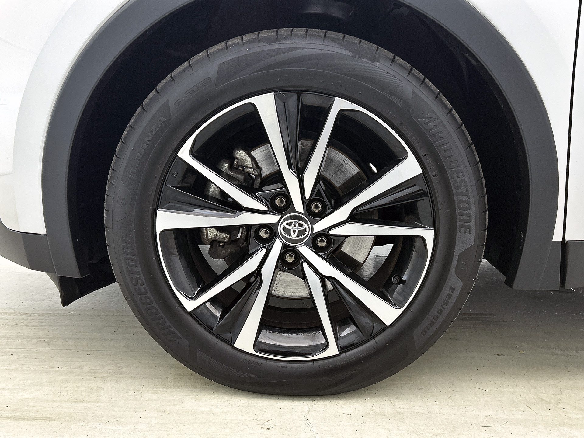 Foto van Toyota Toyota C-hr