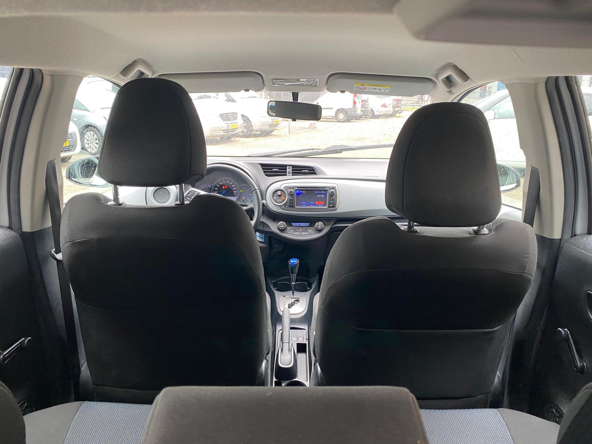 Foto van Toyota Toyota Yaris Hybrid