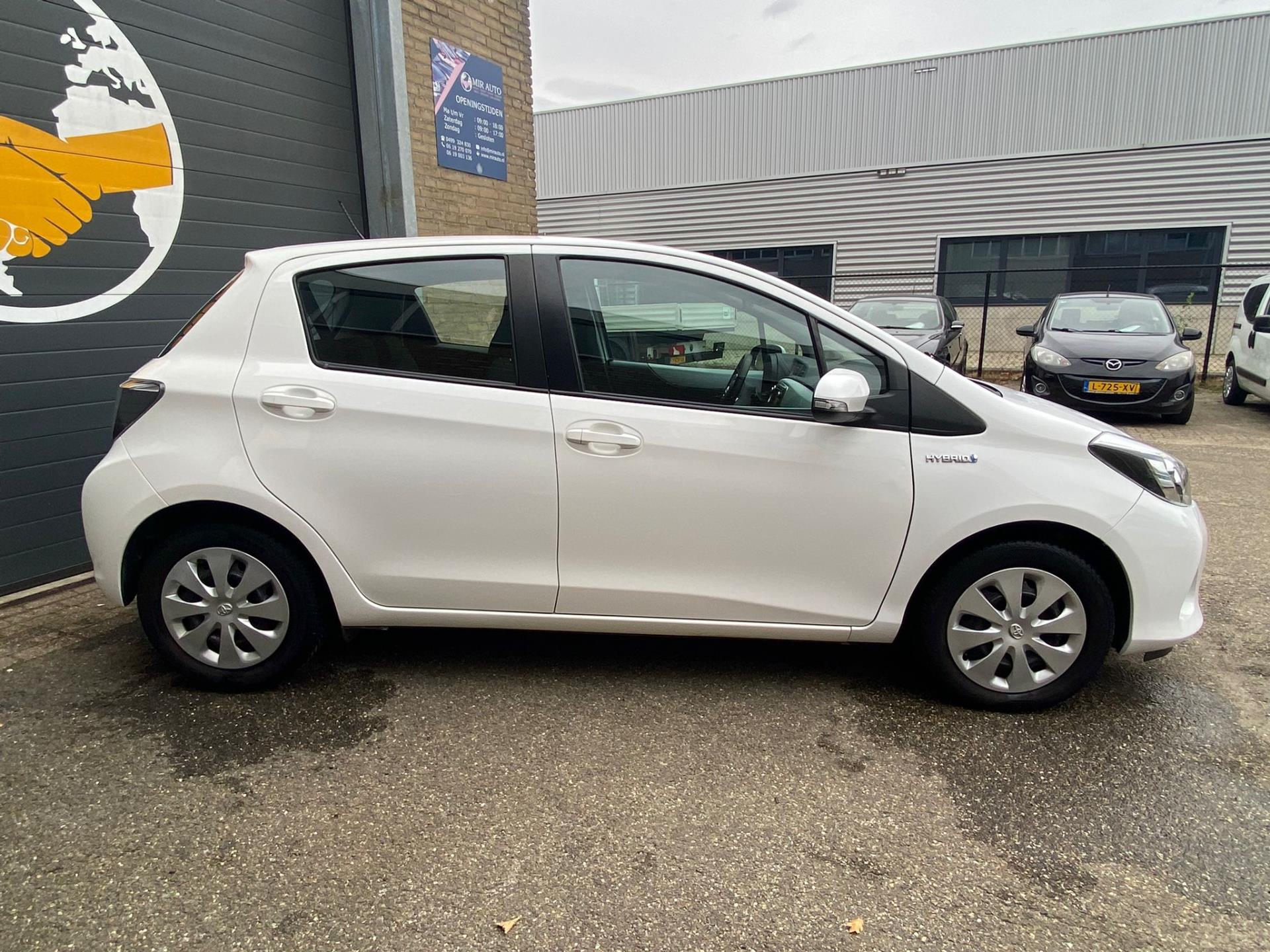 Foto van Toyota Toyota Yaris Hybrid