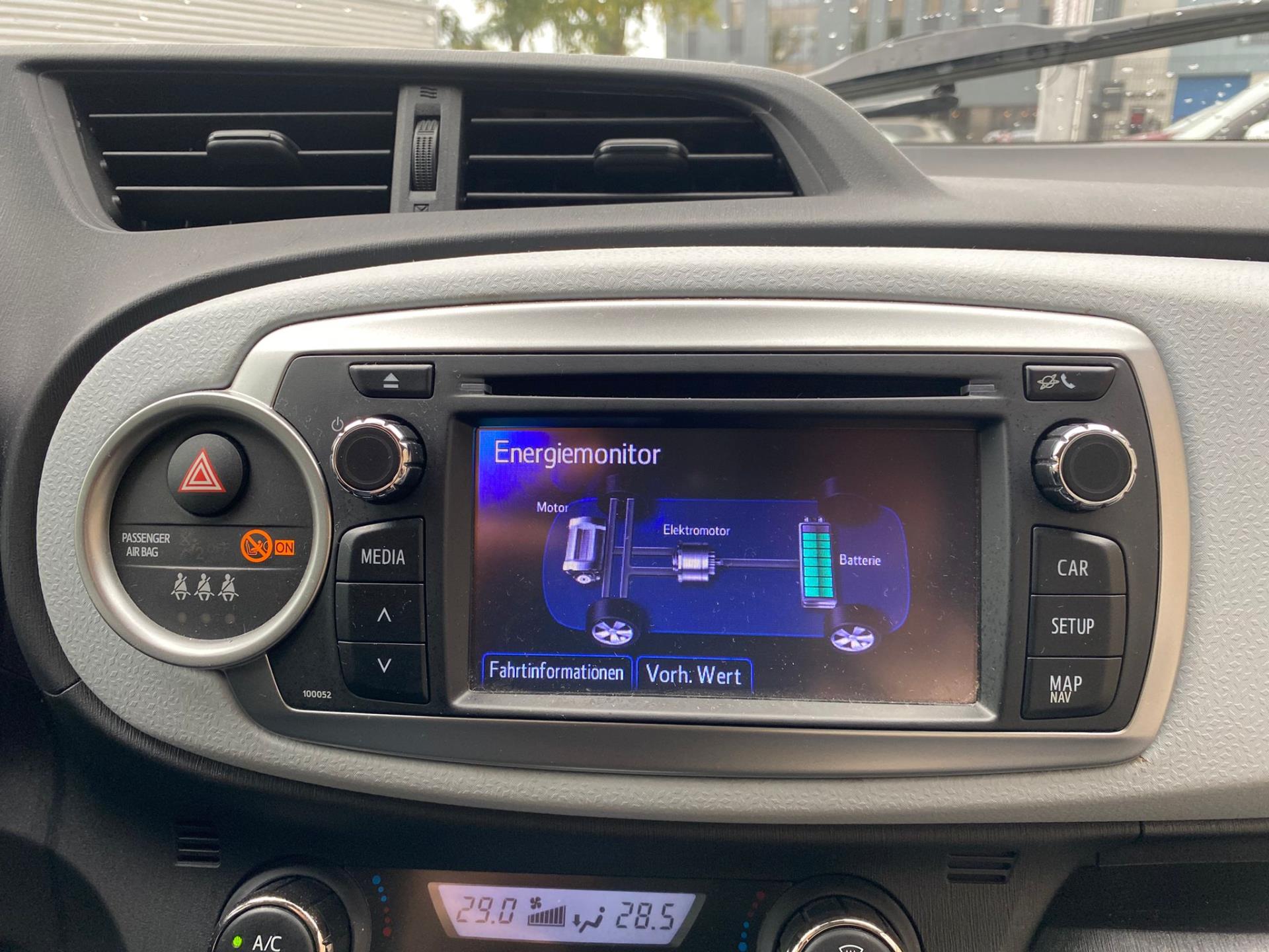 Foto van Toyota Toyota Yaris Hybrid
