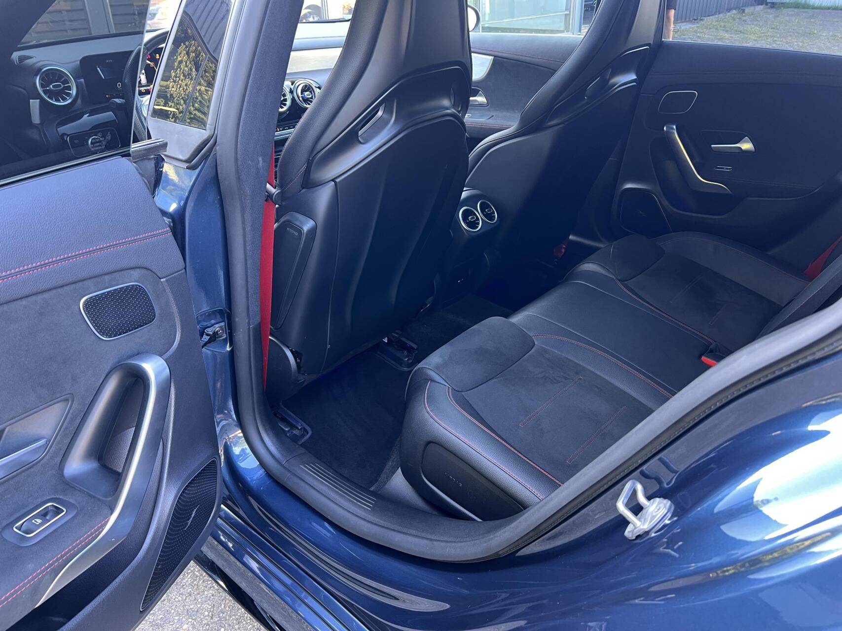 Foto van Mercedes-Benz AMG Cla 45 S