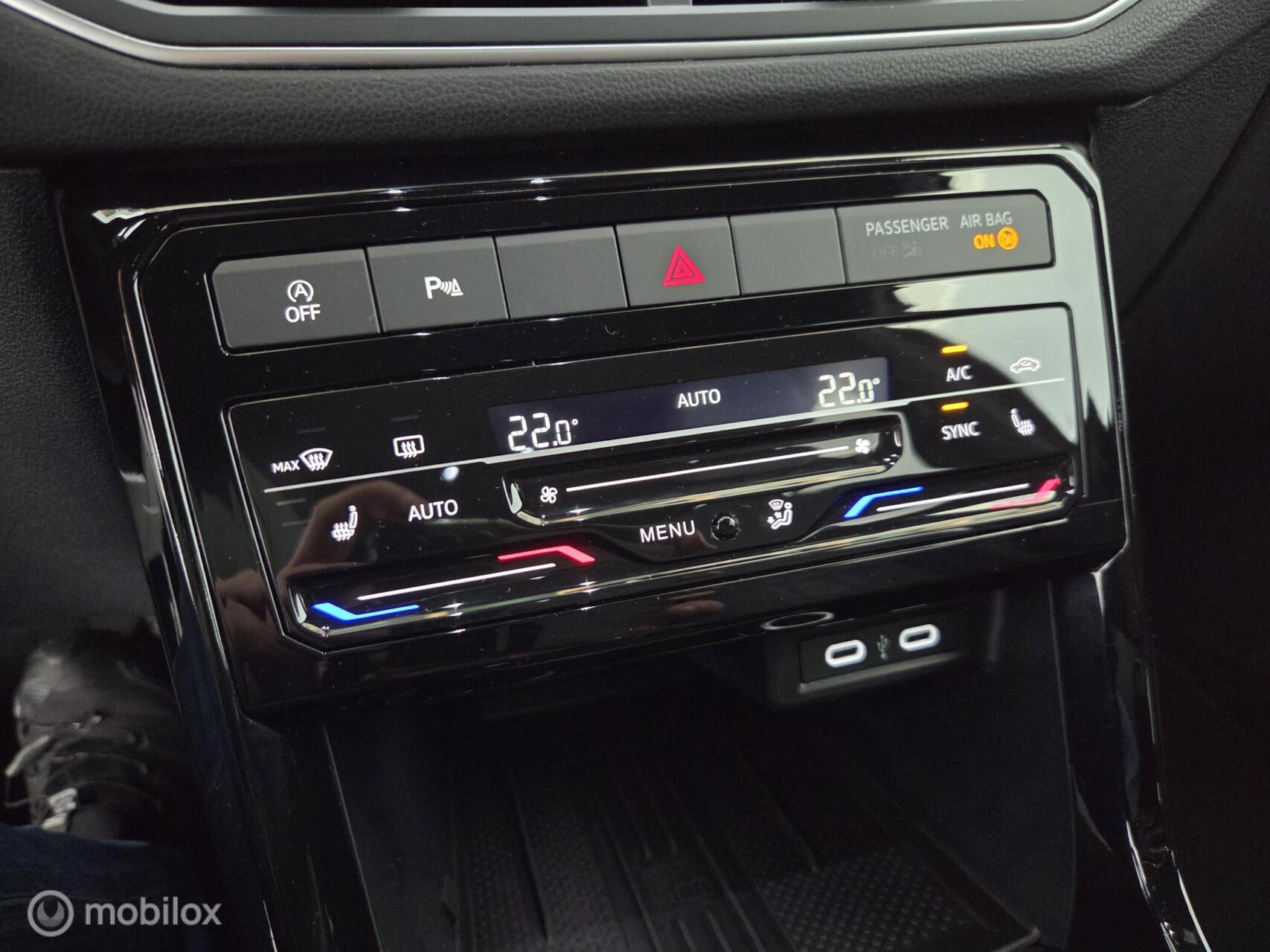 Foto van Volkswagen T-cross