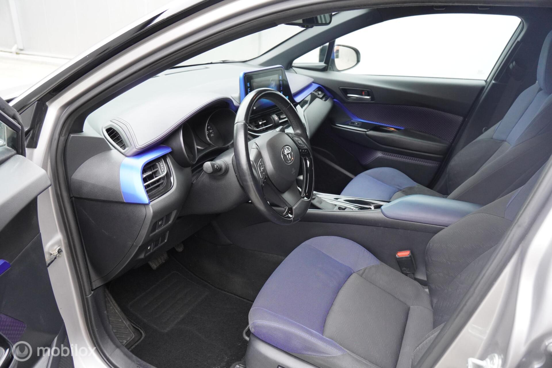 Foto van Toyota Toyota C-hr