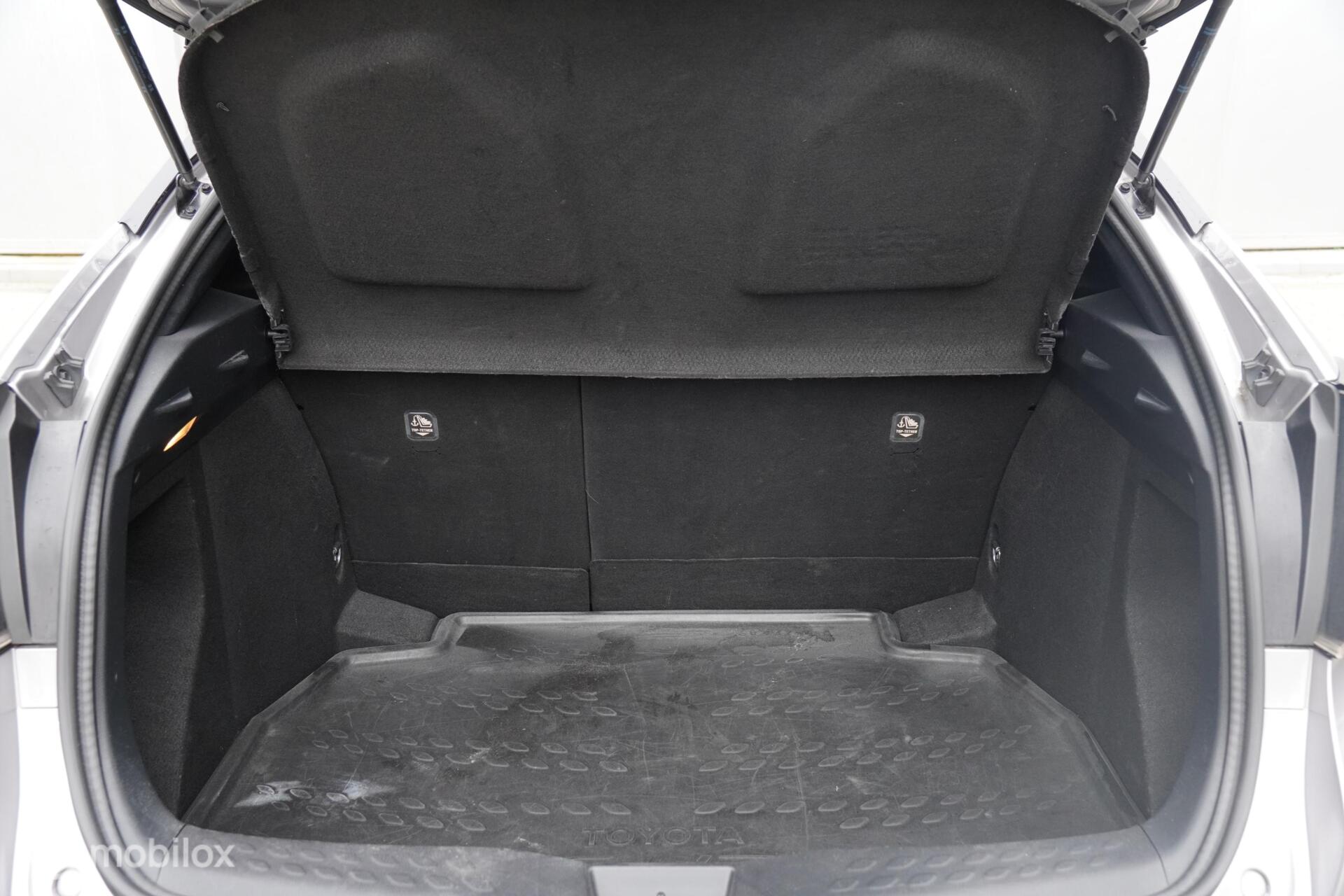 Foto van Toyota Toyota C-hr