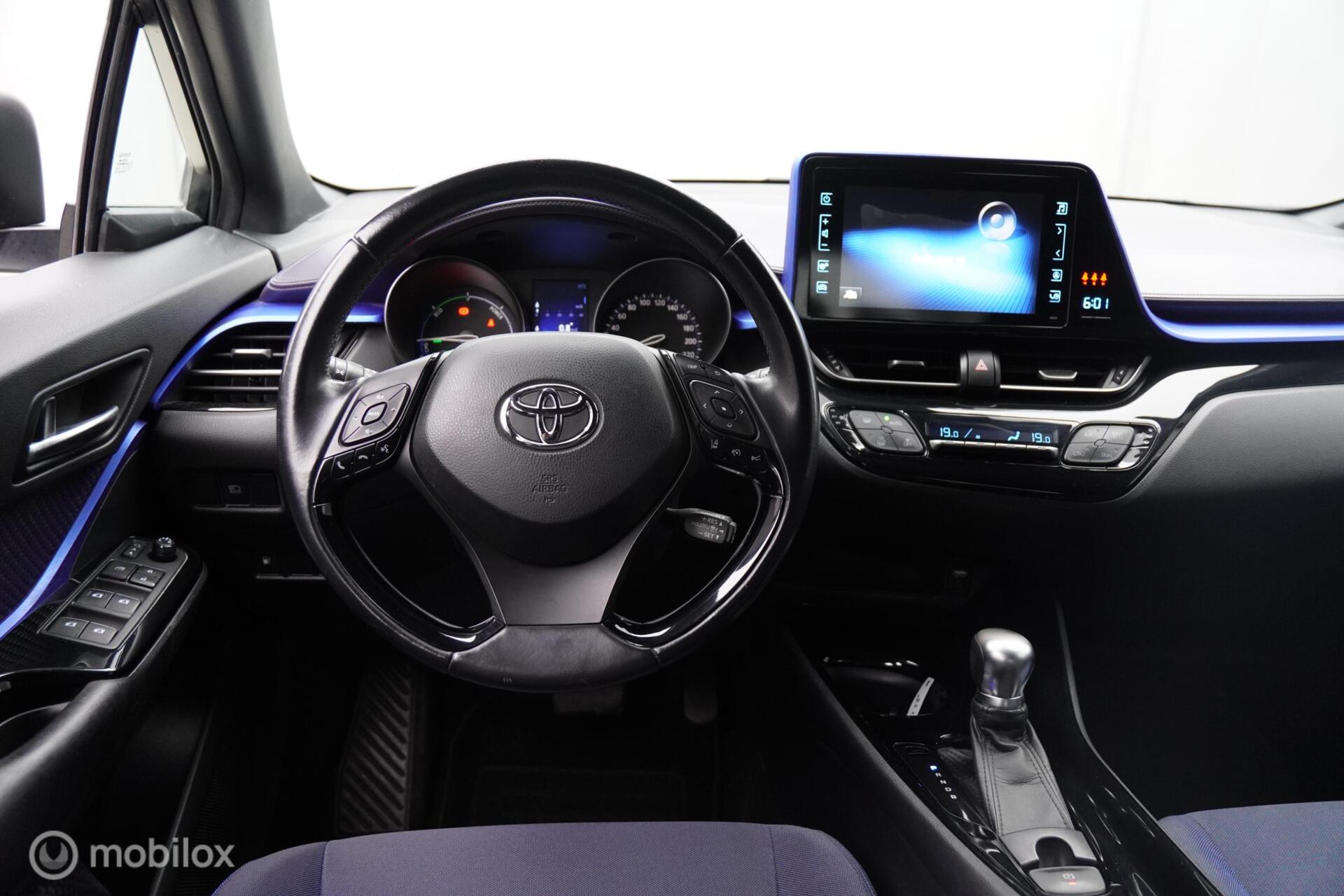 Foto van Toyota Toyota C-hr