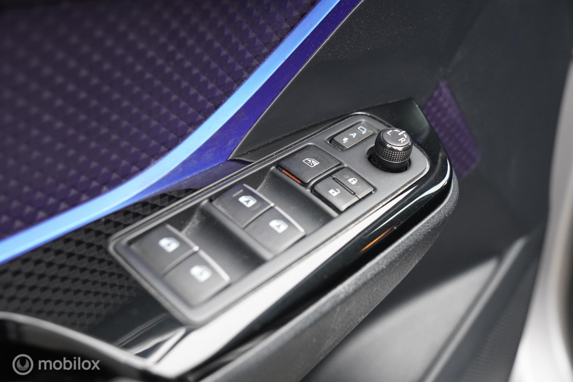 Foto van Toyota Toyota C-hr