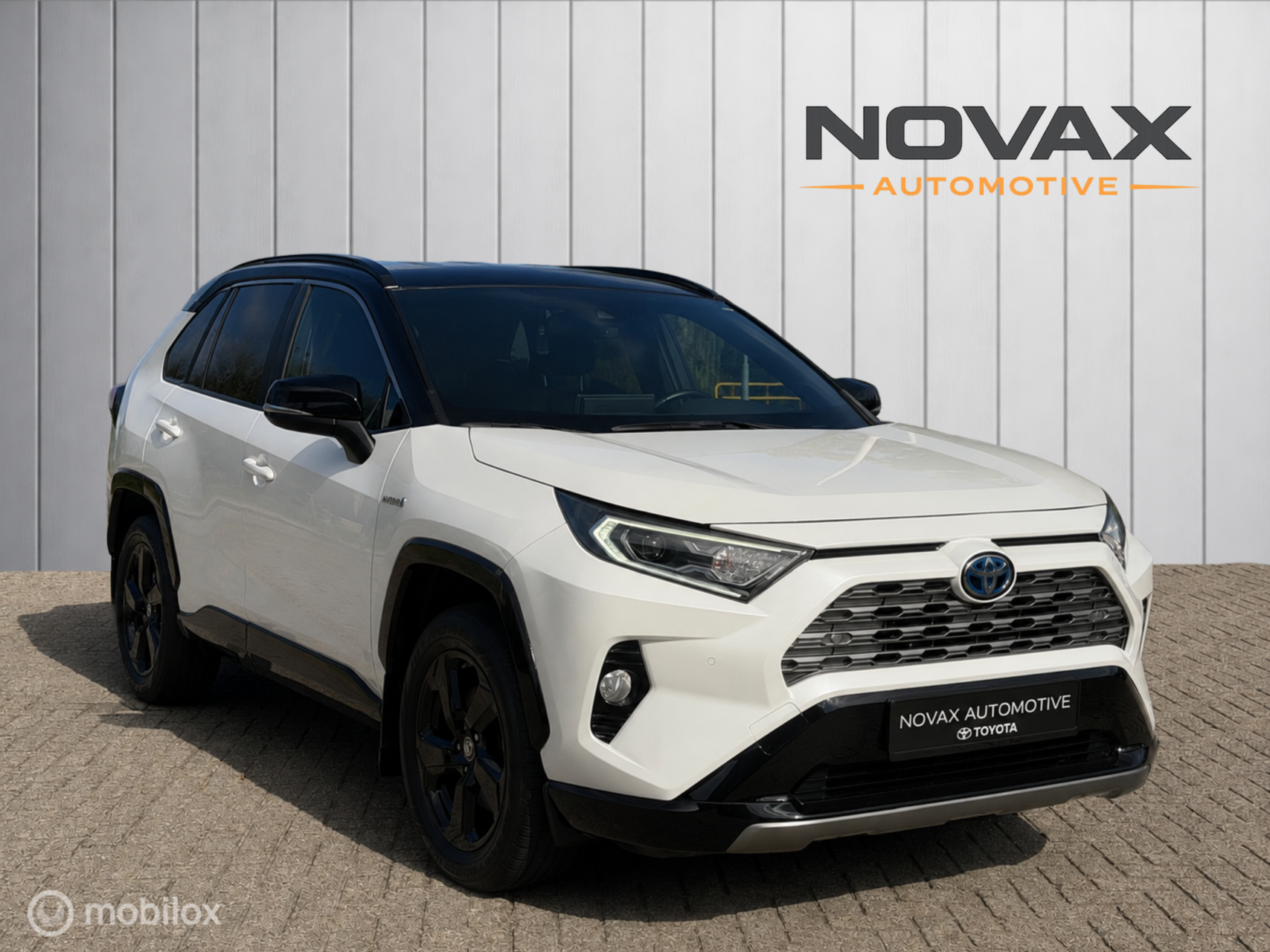 Toyota Toyota Rav4 2.5 Hybrid | Executive/Luxe uitvoering | JBL | Leder | 60.951 km | 2019 2019 - voorkant