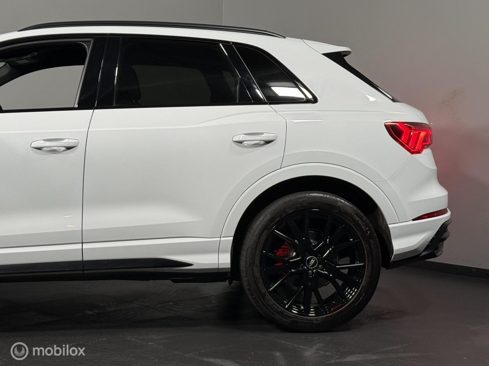 Foto van Audi Q3 E-tron