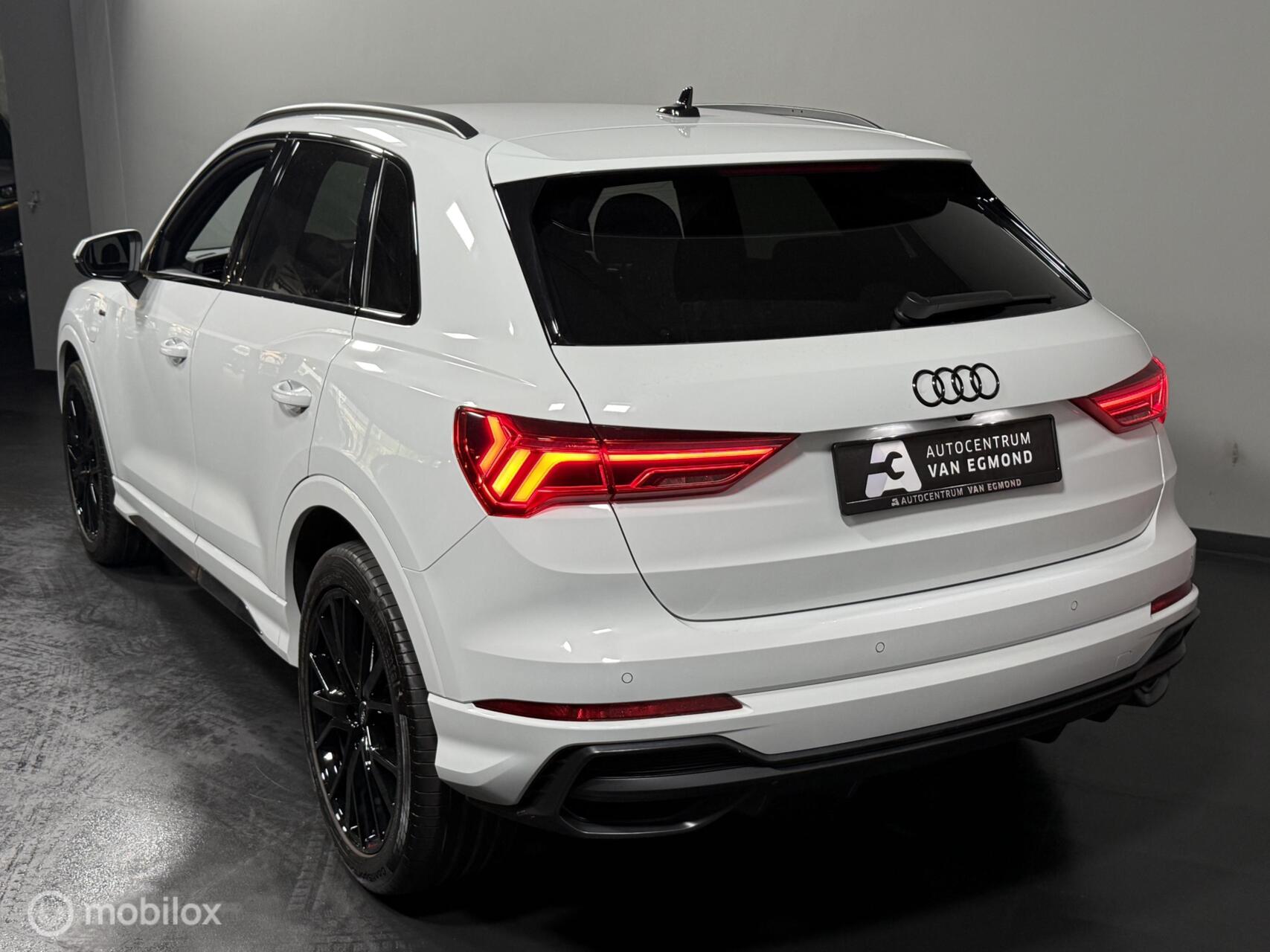 Foto van Audi Q3 E-tron