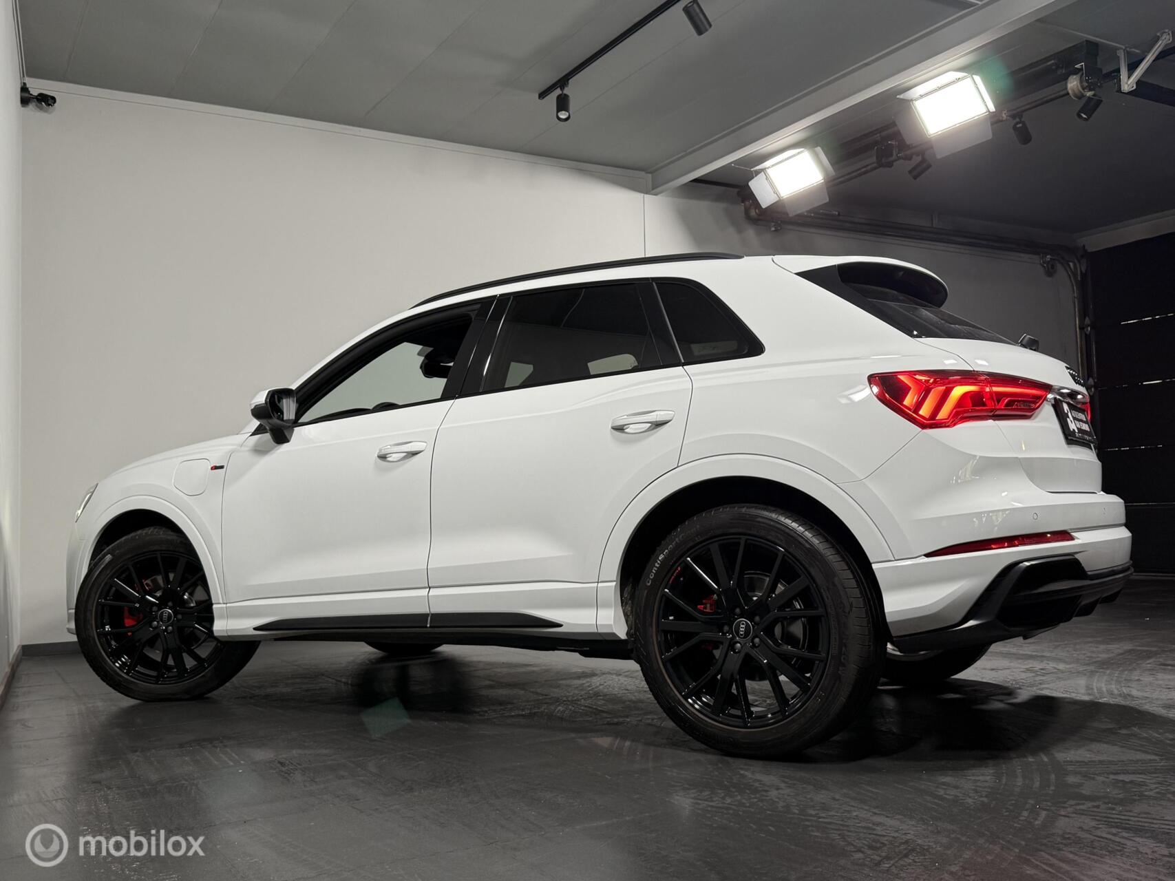 Foto van Audi Q3 E-tron