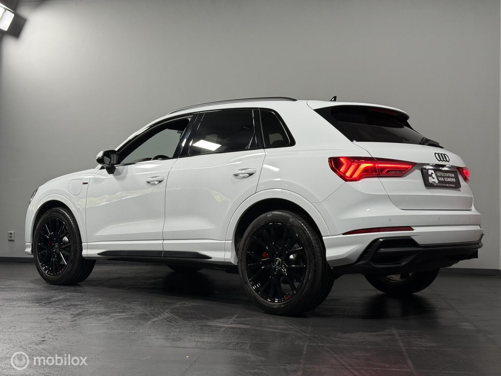 Foto van Audi Q3 E-tron