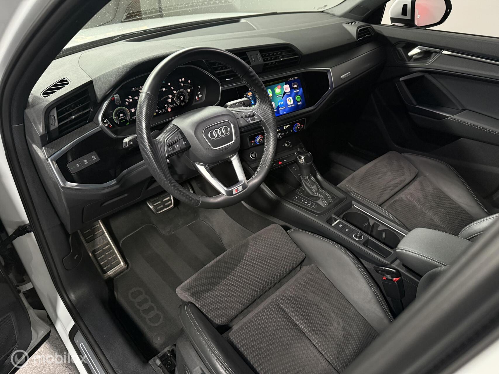 Foto van Audi Q3 E-tron