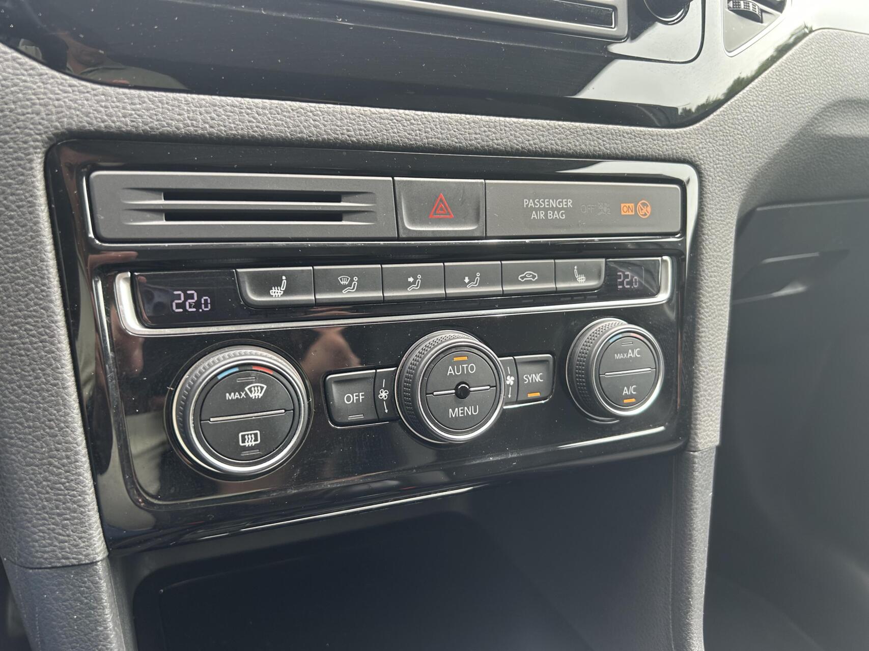 Foto van Volkswagen Golf Sportsvan
