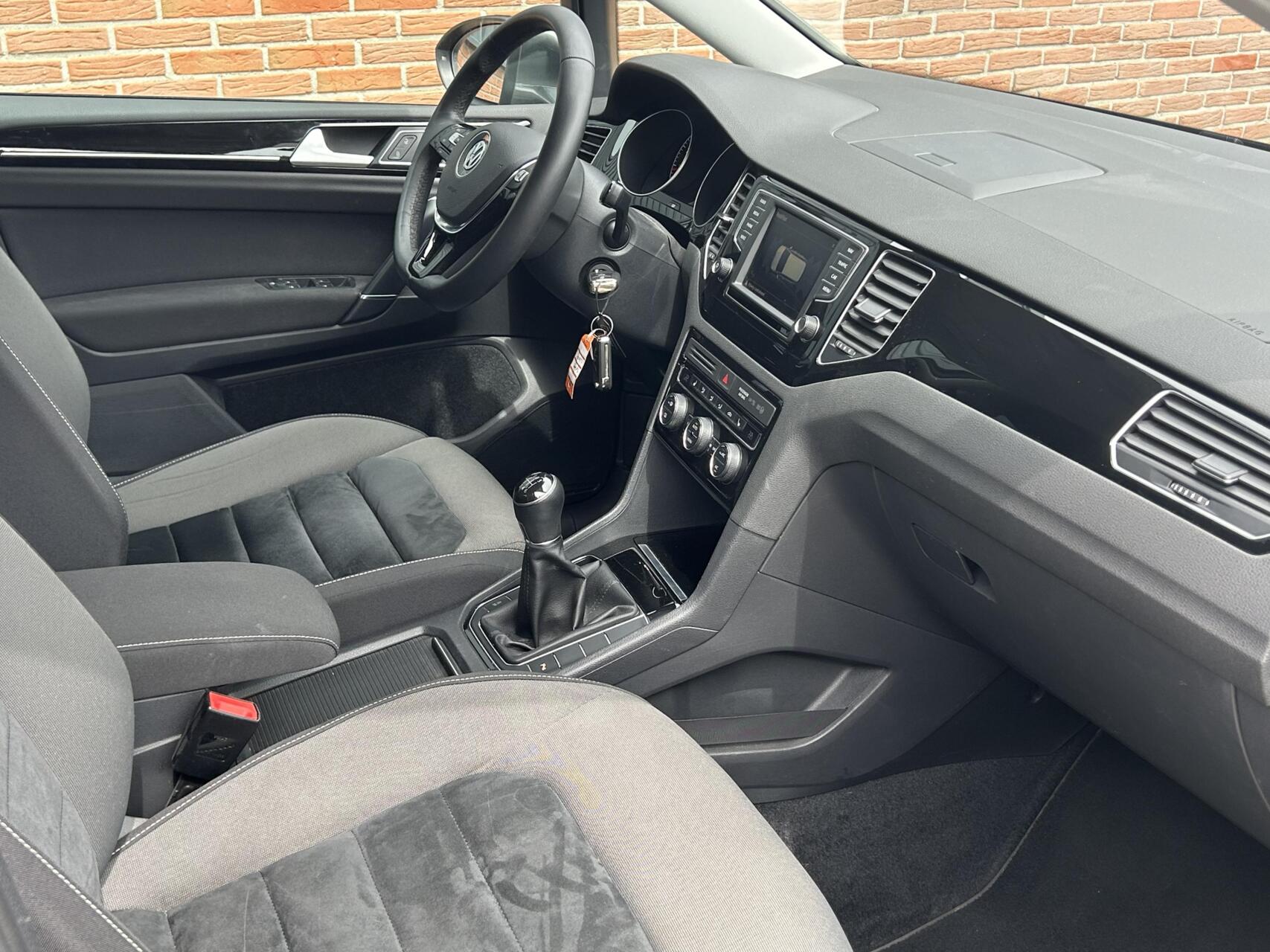 Foto van Volkswagen Golf Sportsvan